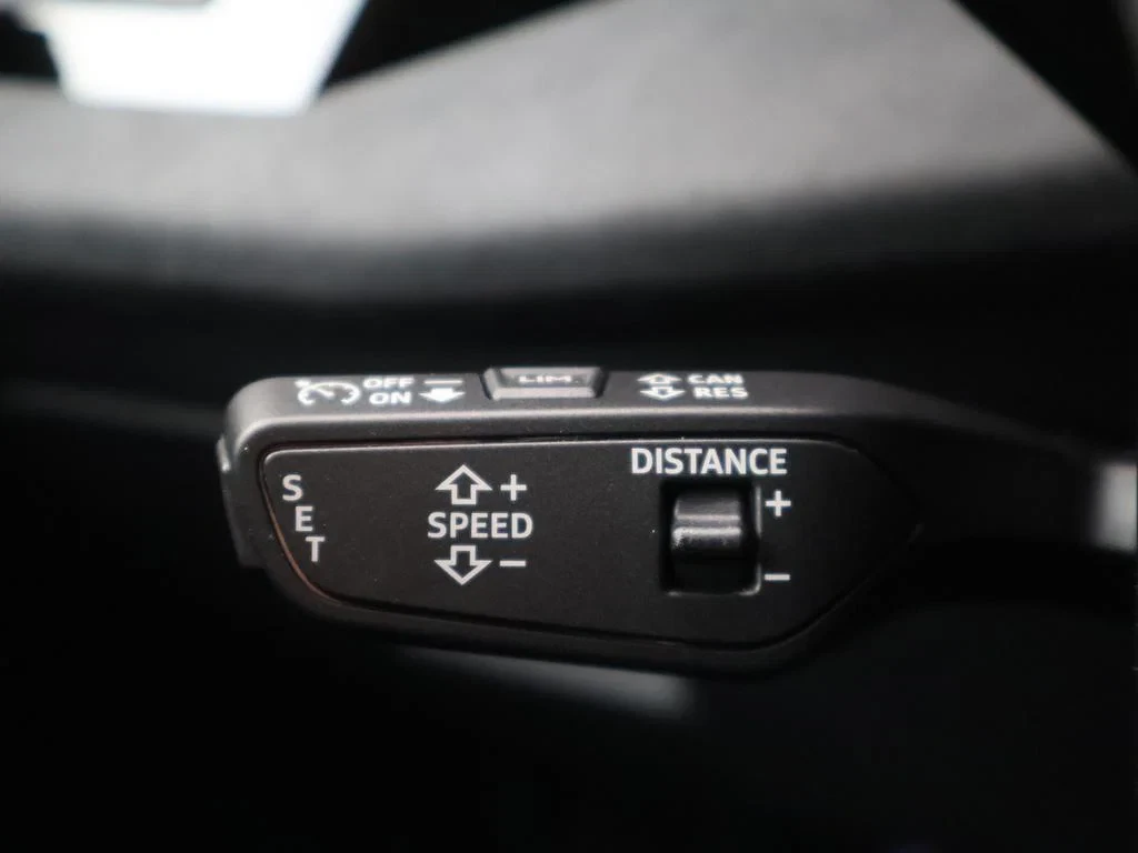 Audi-RS3-image-25