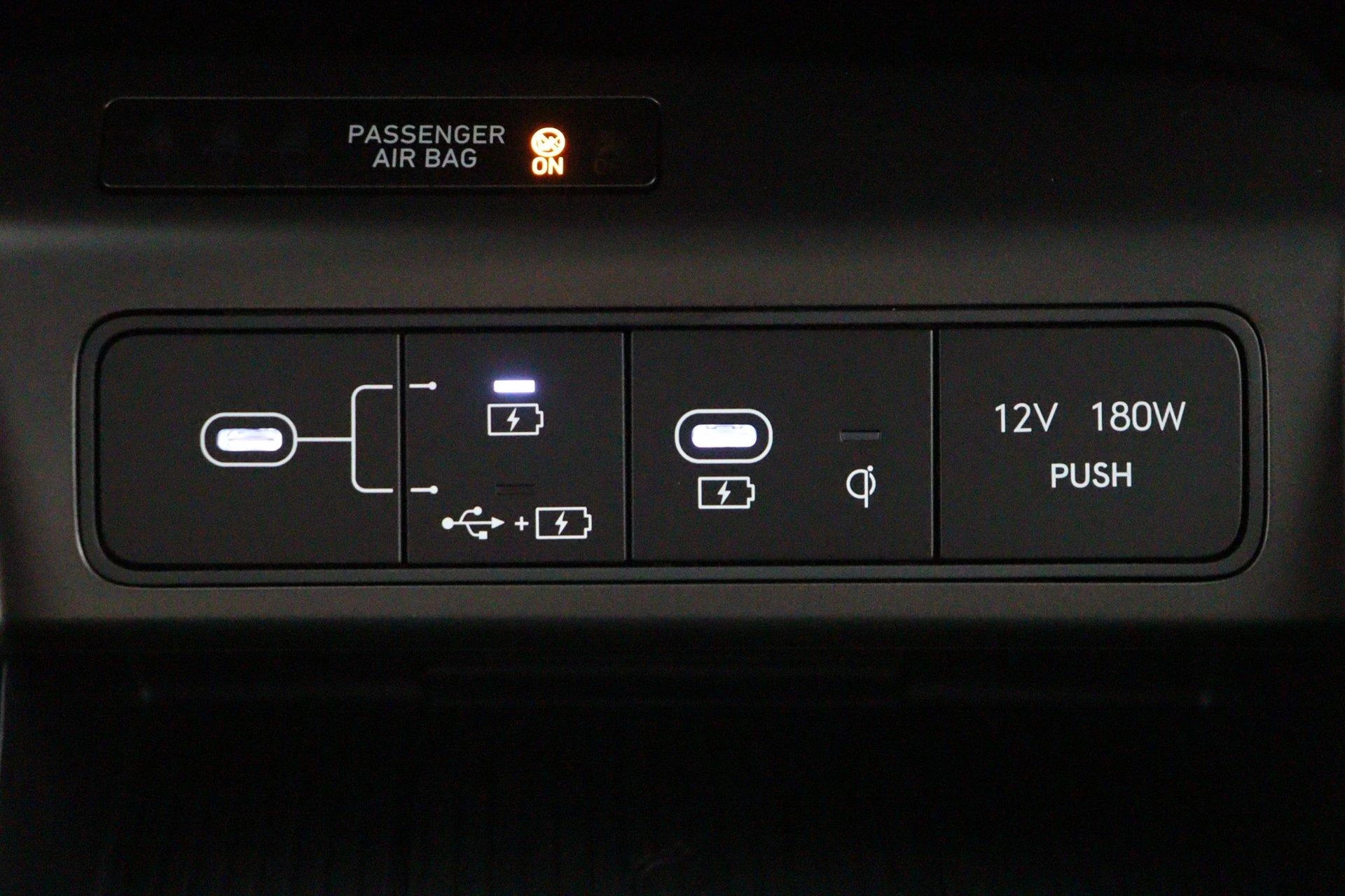 Hyundai Kona 1.6 GDI HEV Premium Sky