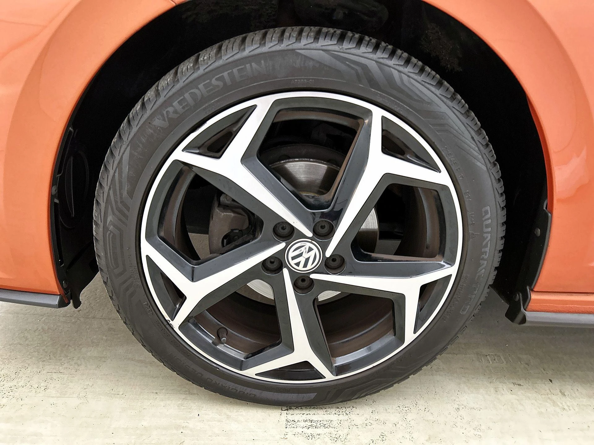 Volkswagen-Polo-image-42