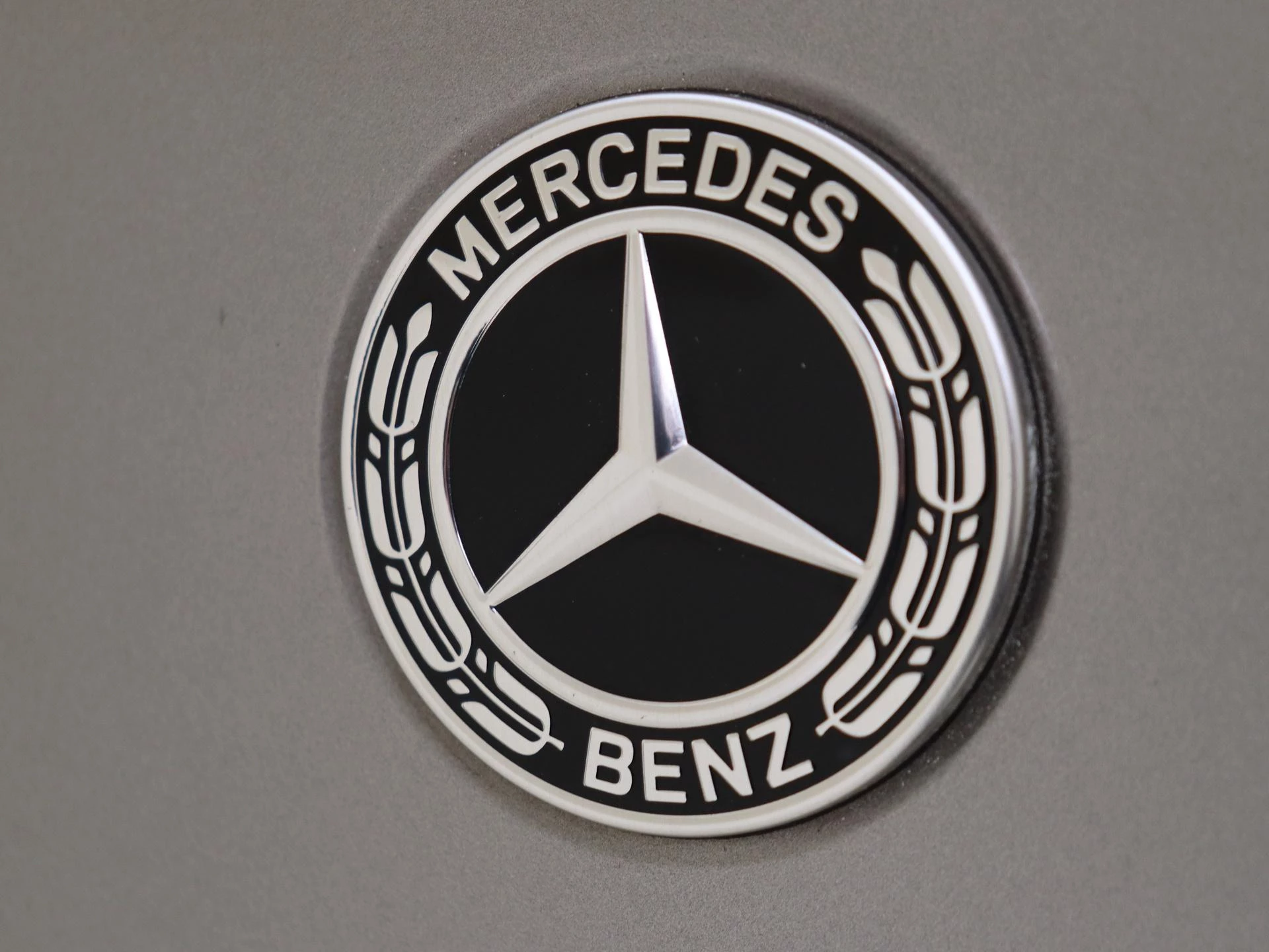 Mercedes-Benz-C-Klasse-image-28