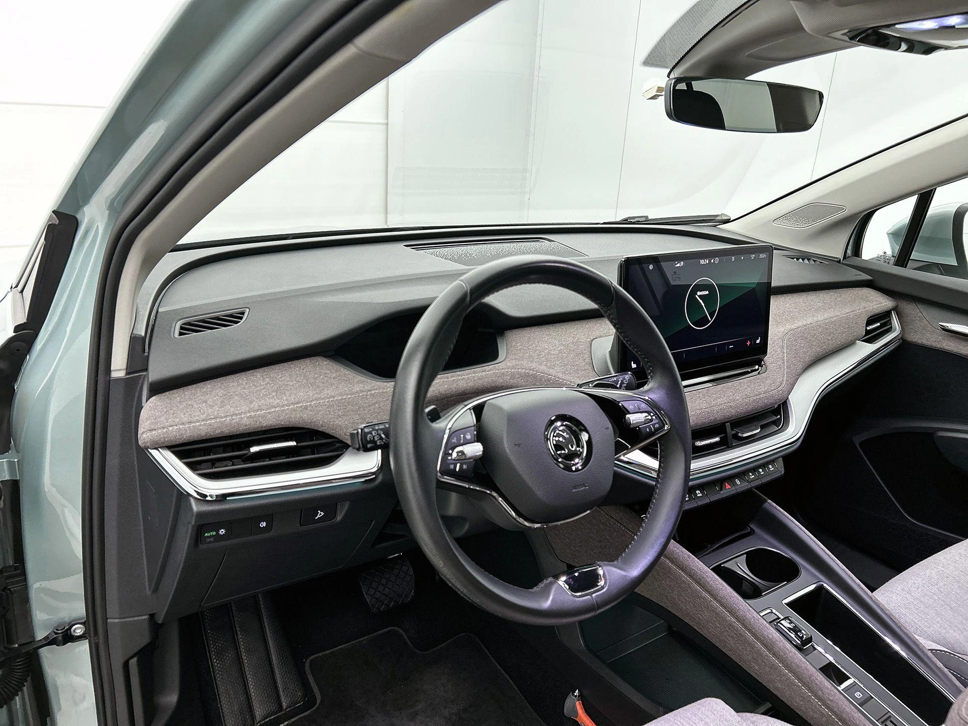Škoda-Enyaq iV-image-17