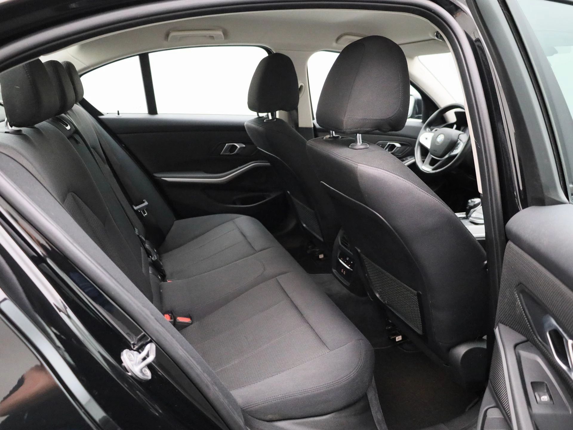 BMW-3 Serie-image-37