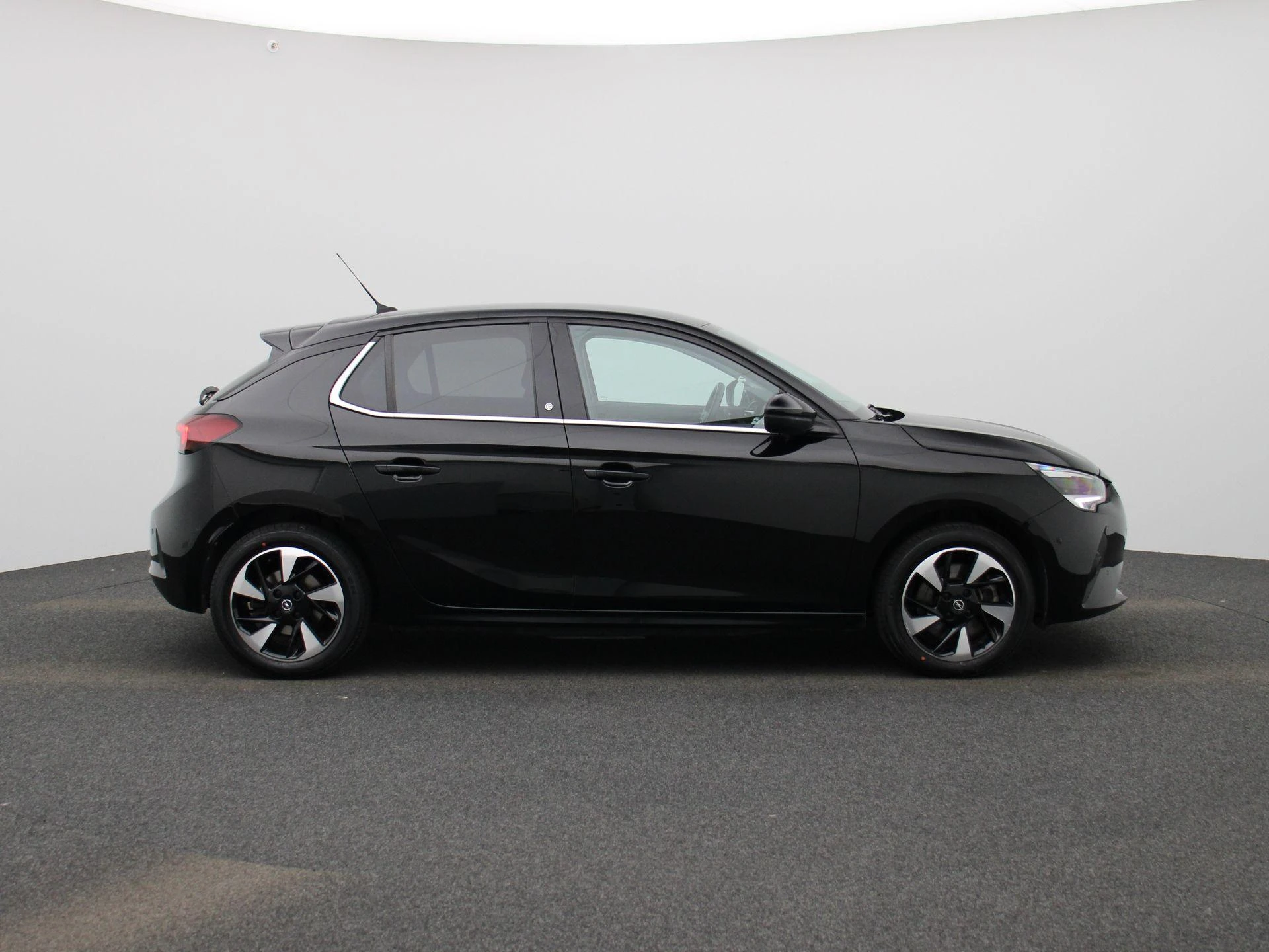 Opel-Corsa-e-image-5