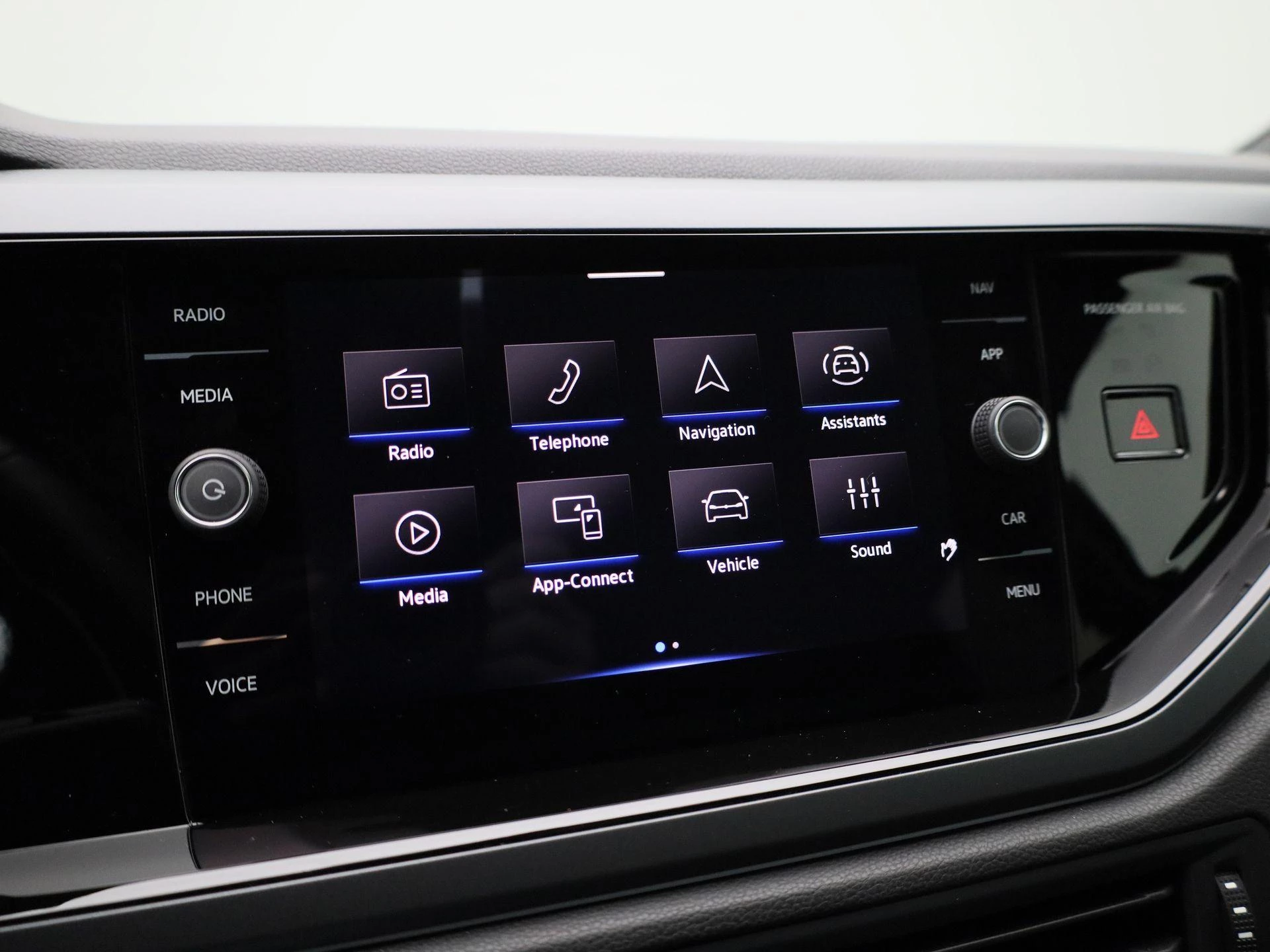Volkswagen-Polo-image-19