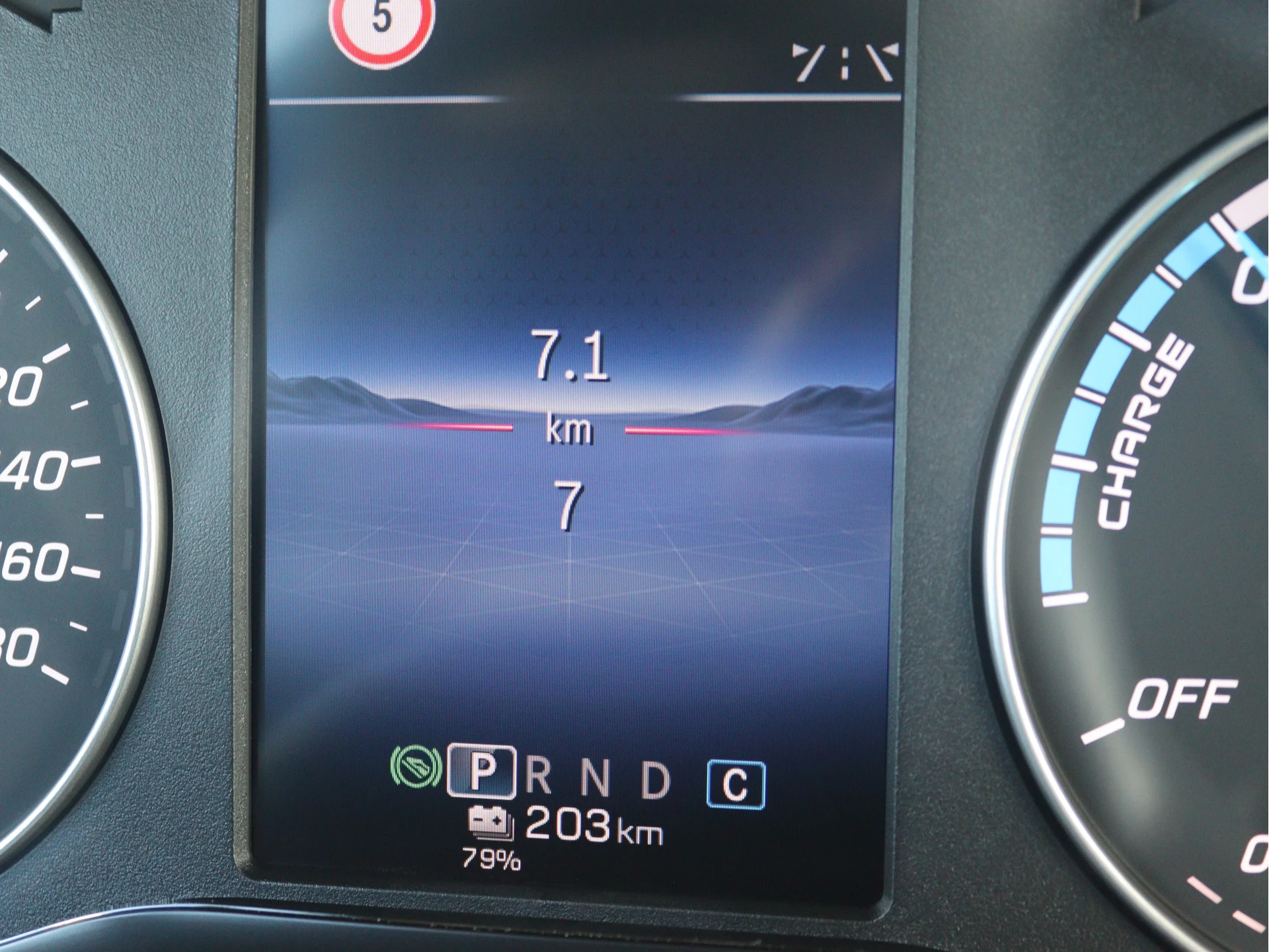 Mercedes-Benz-eCitan-image-5