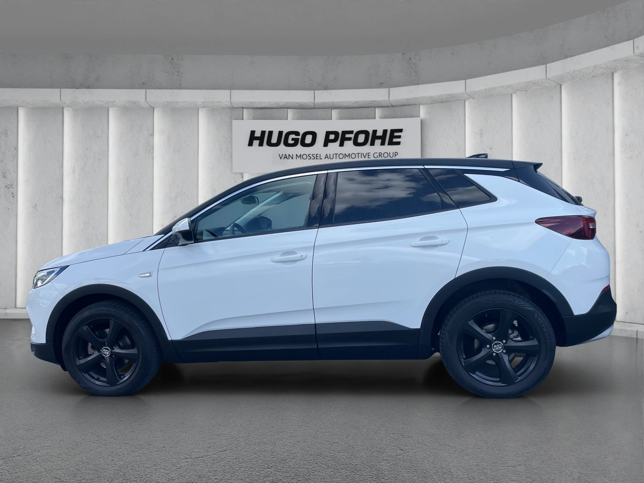 Opel-Grandland X-image-1