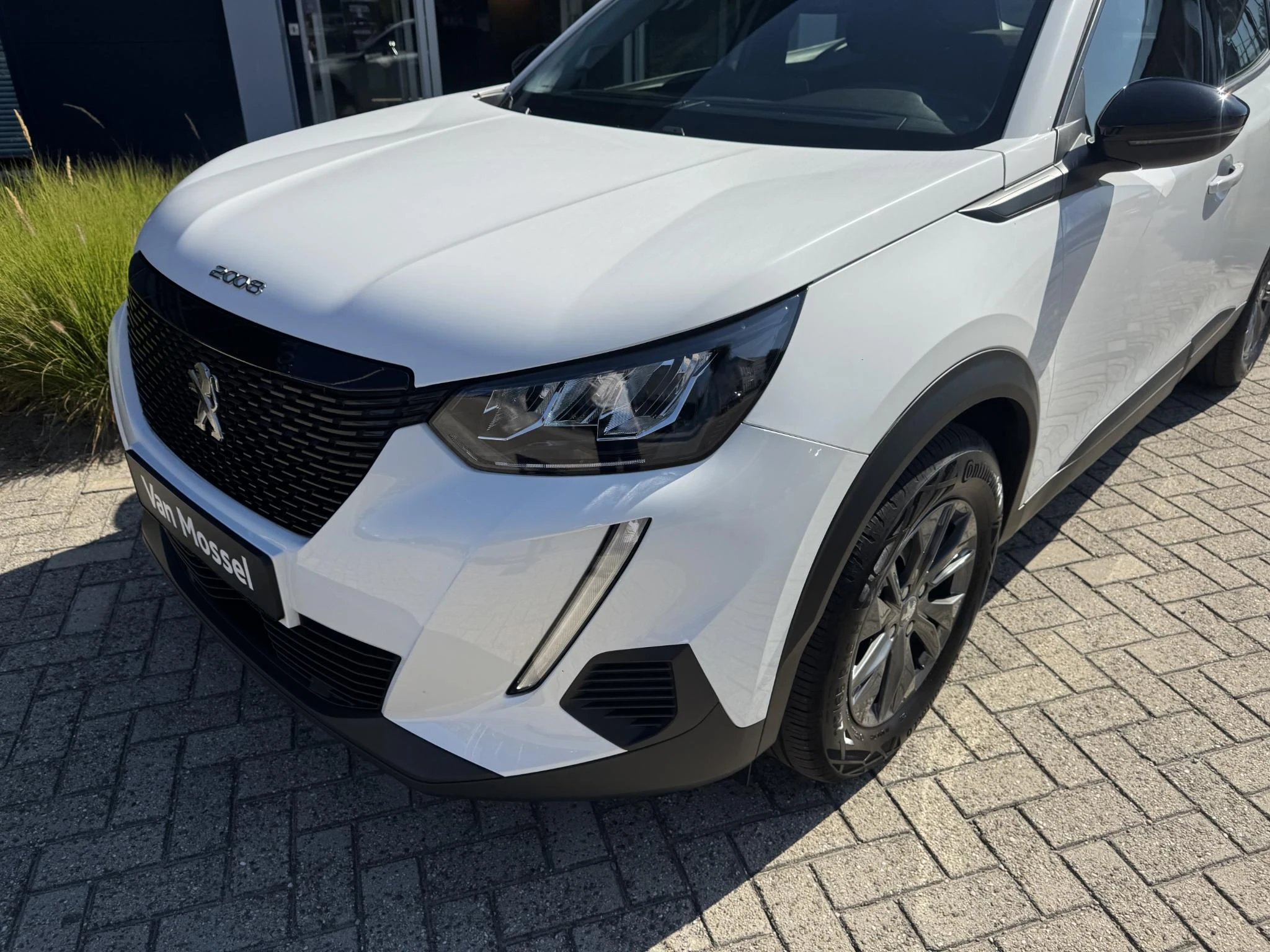 Peugeot-2008-image-8