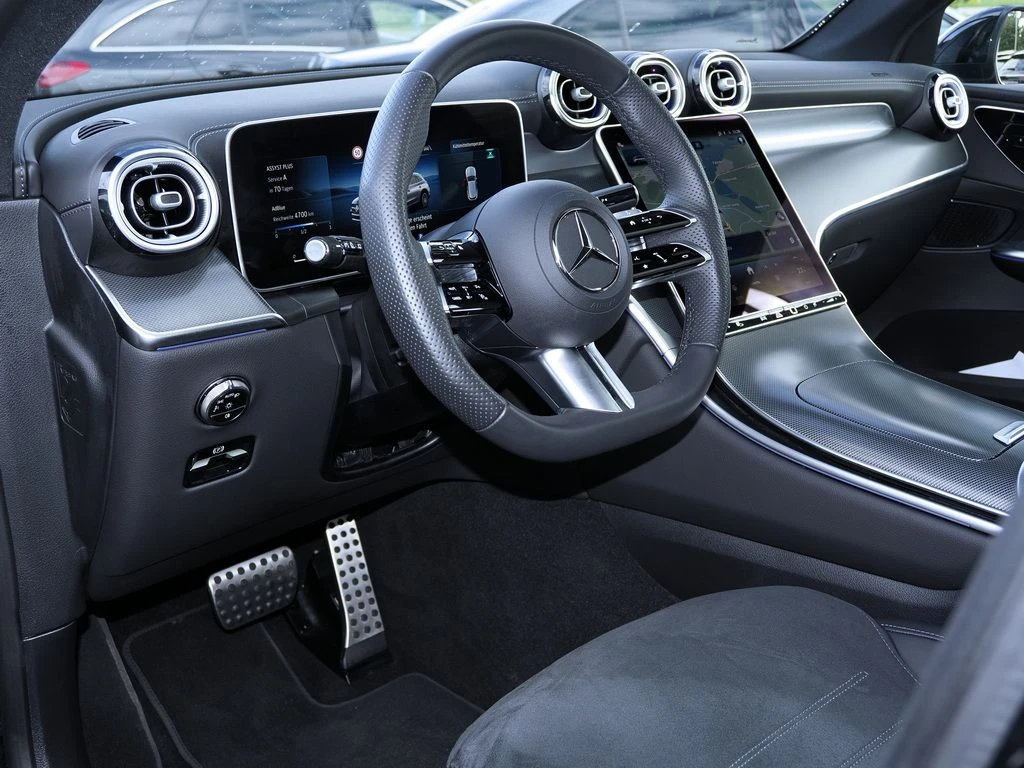 Mercedes-Benz-GLC 220 d-image-8