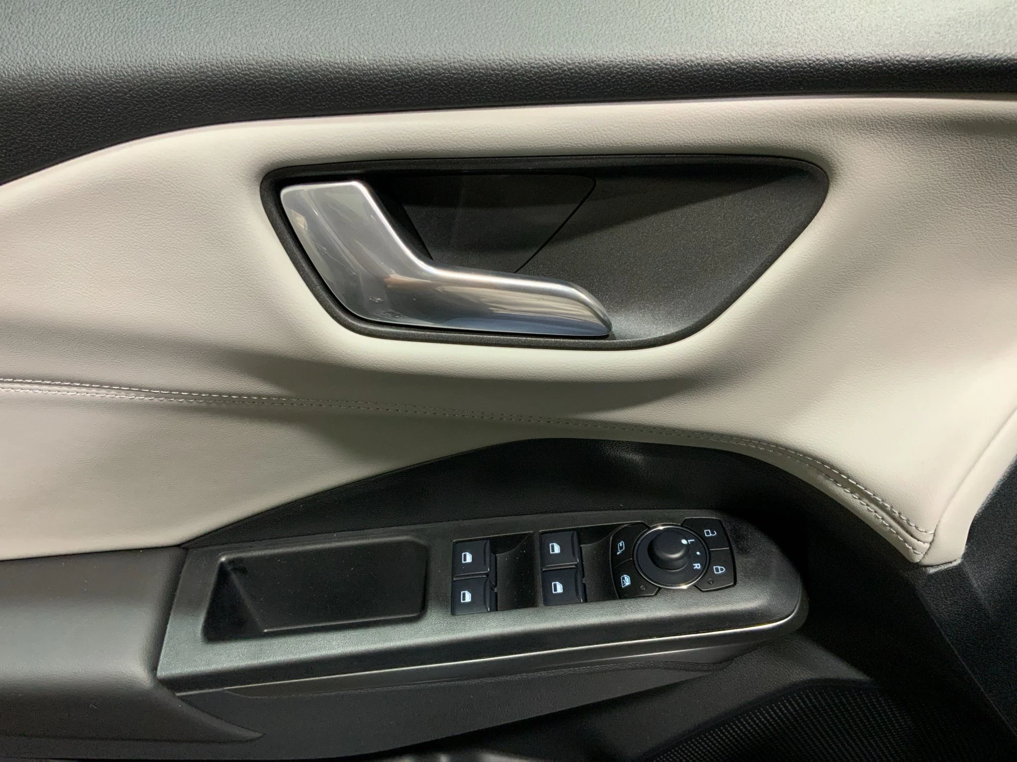 Ford-Puma Gen-E-image-14