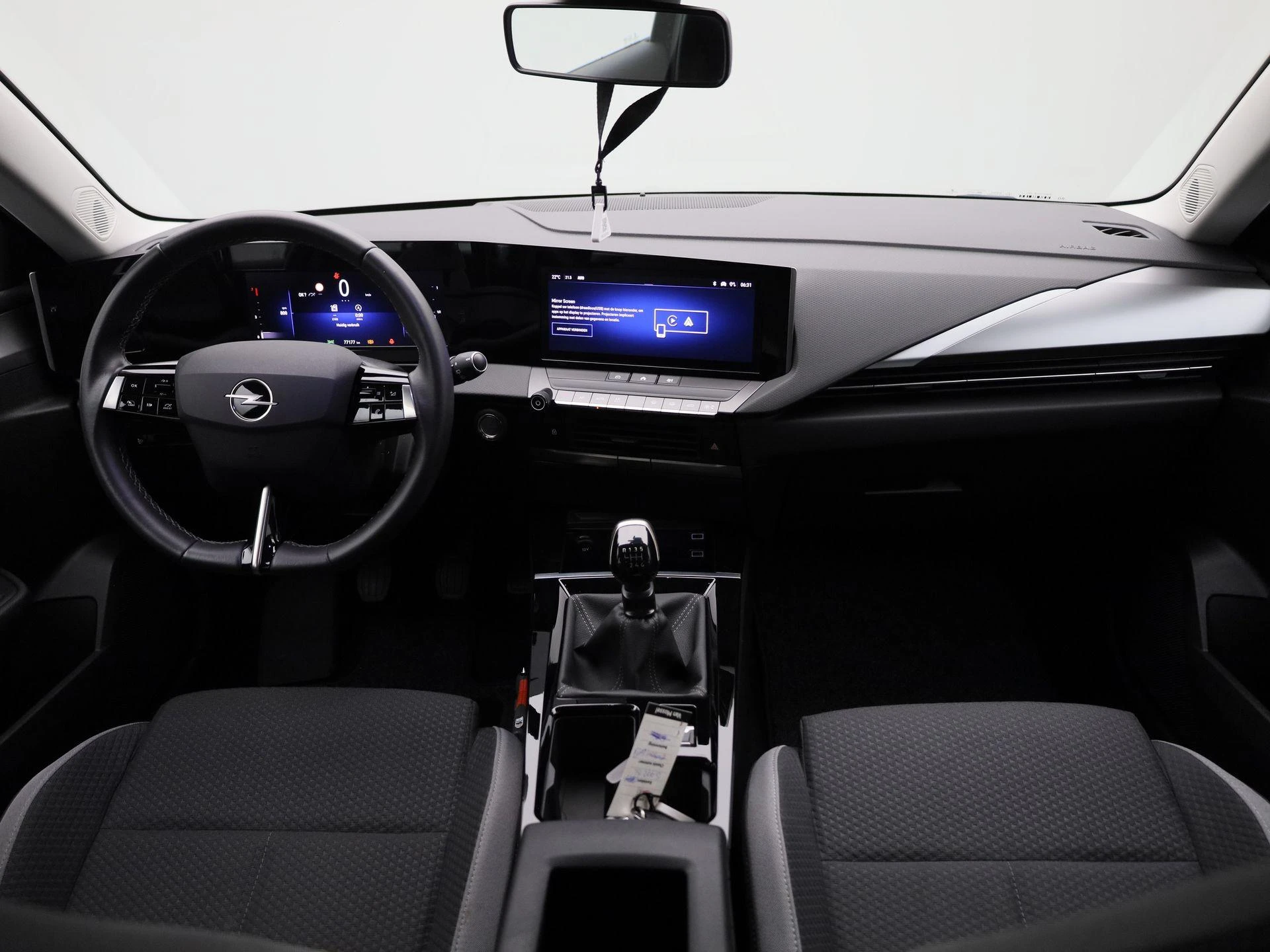 Opel-Astra-image-33