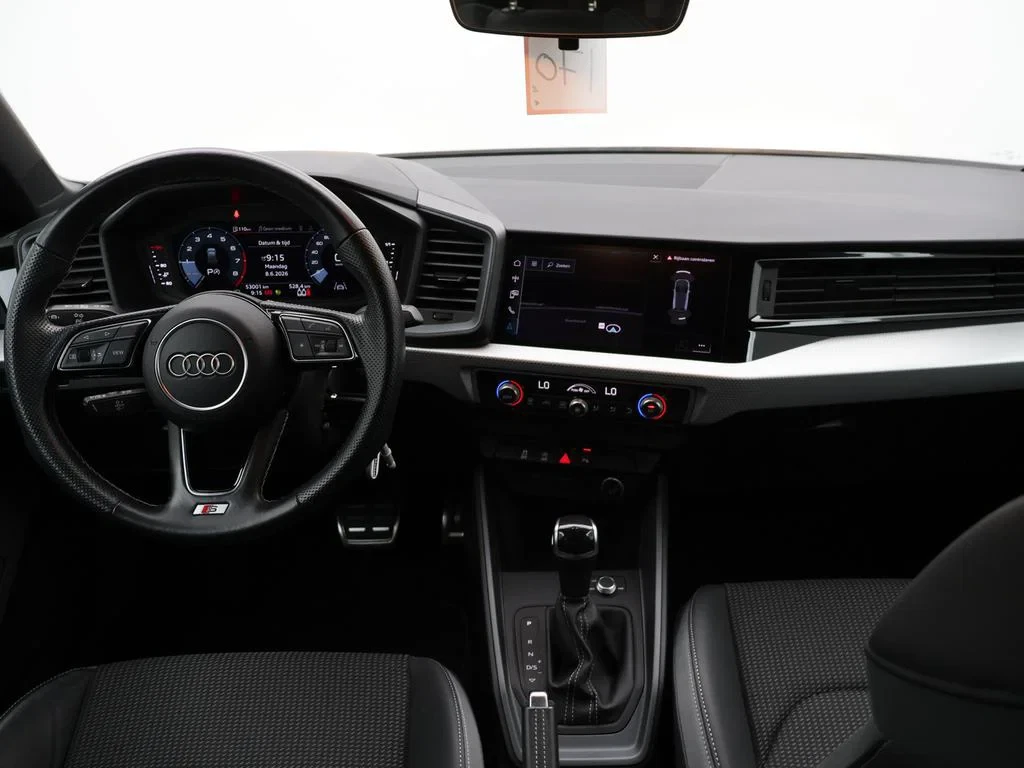Audi-A1 Sportback-image-12