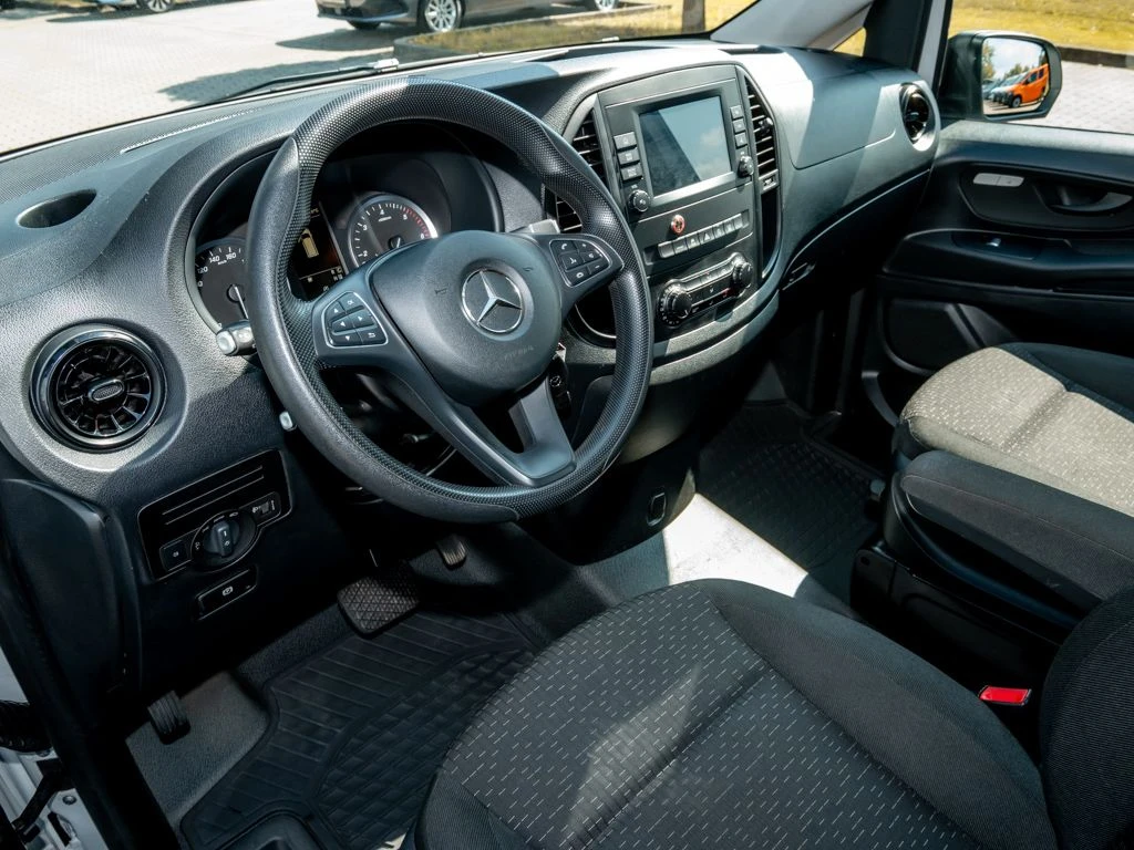 Mercedes-Benz-Vito 114-image-8