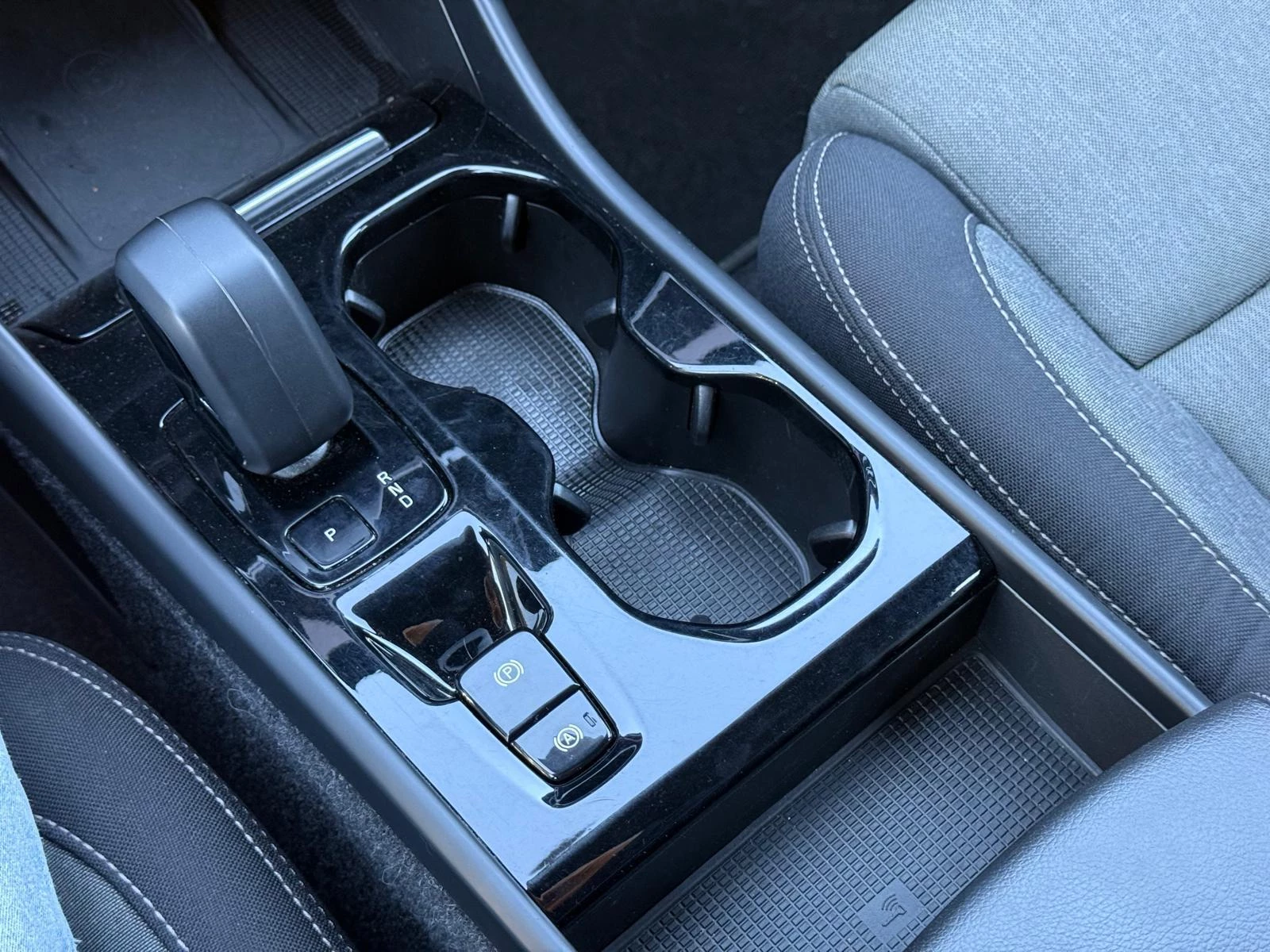 Volvo XC40 Recharge T4 Plus Bright