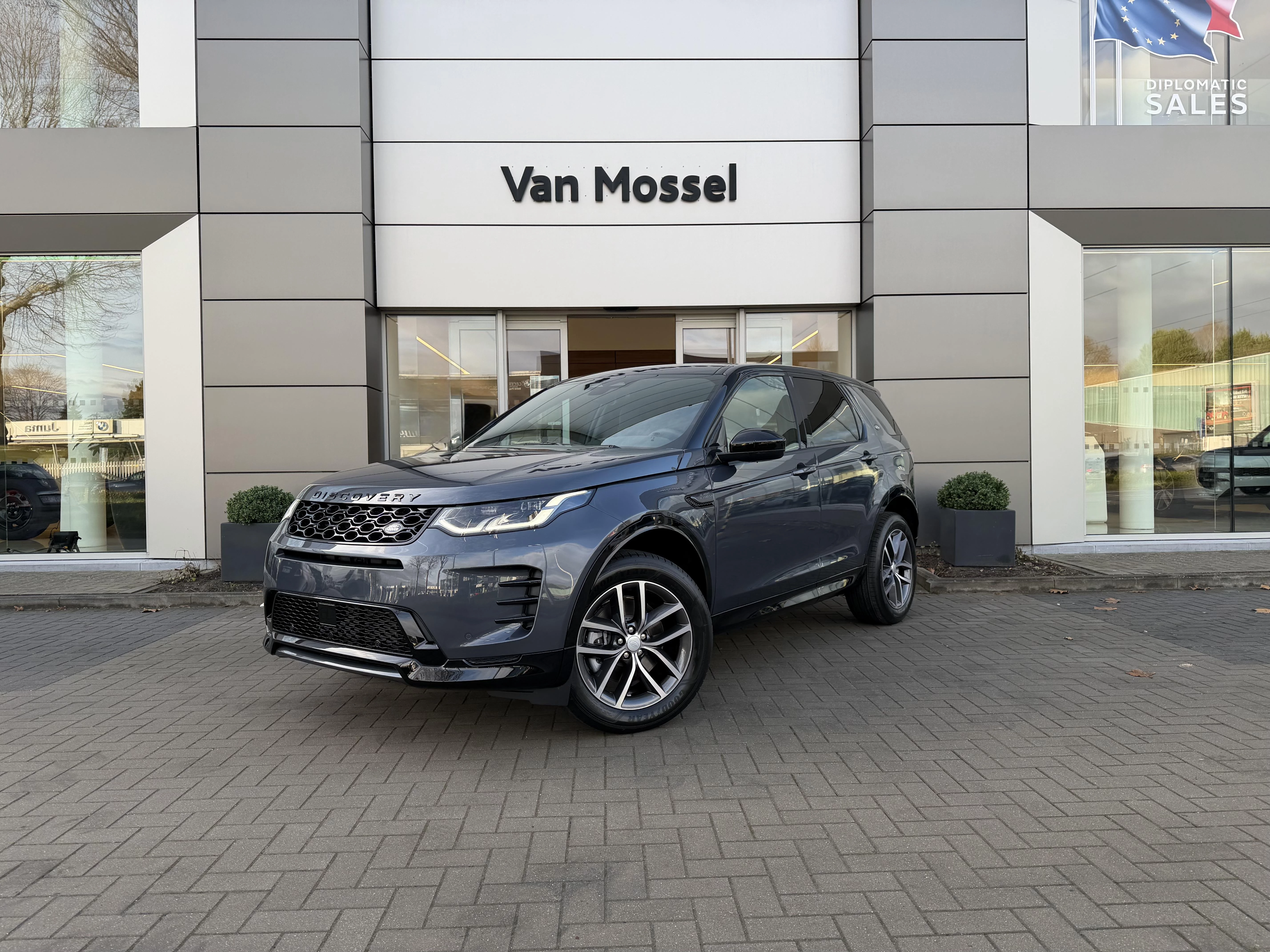 Land Rover-Discovery Sport-image-0