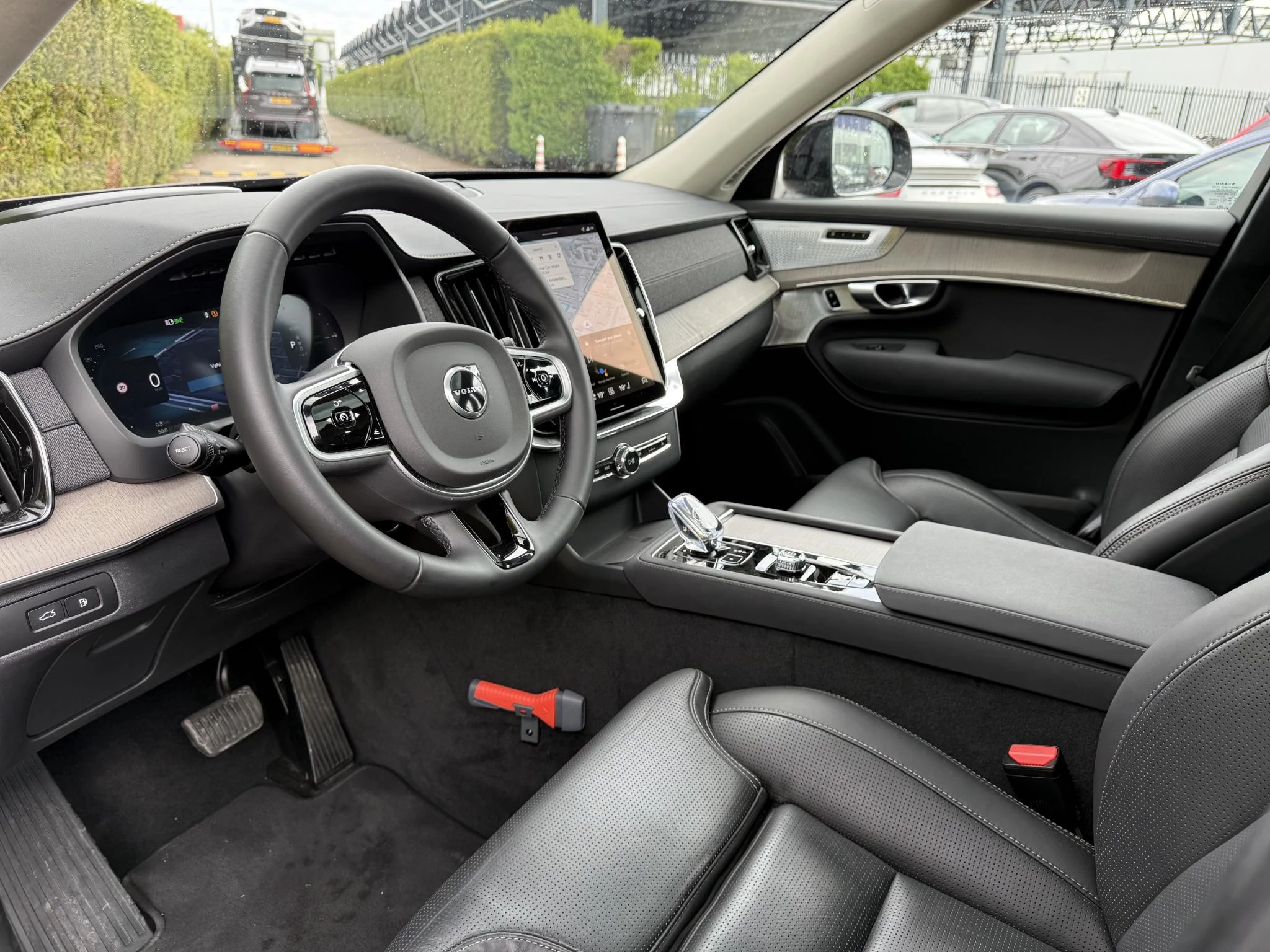 Volvo XC90 T8 Plug-in hybrid AWD Ultra Dark