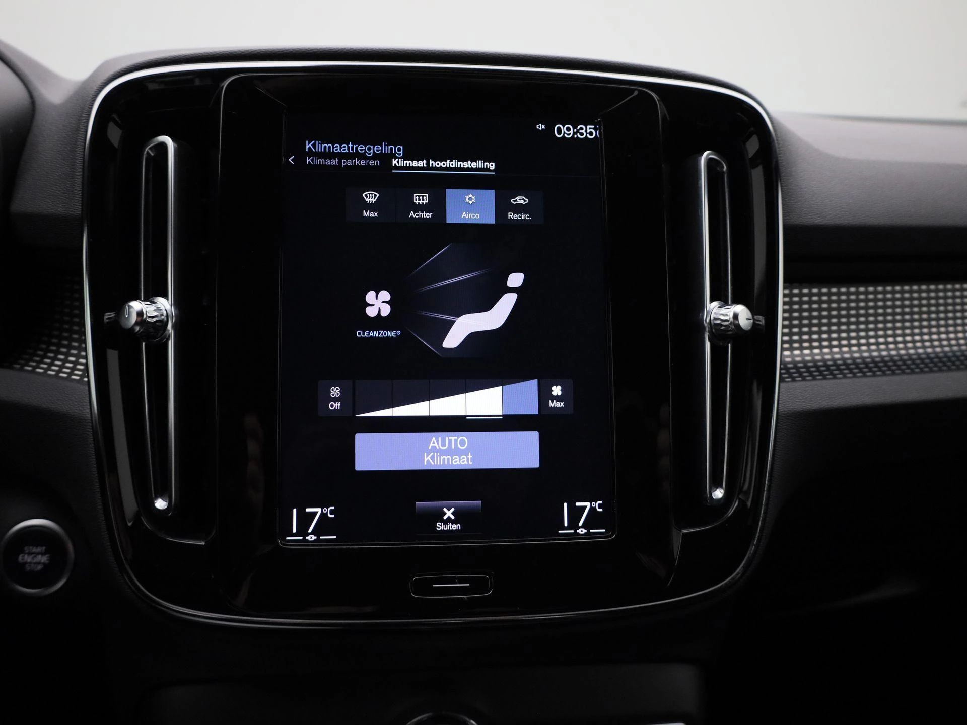 Volvo XC40 T2 R-Design
