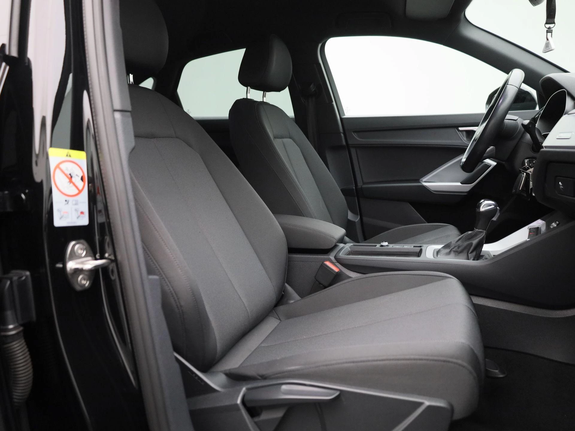 Audi-Q3-image-36