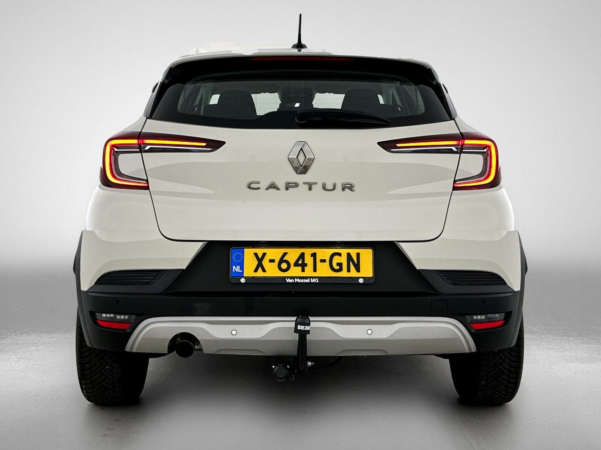 Renault-Captur-image-2