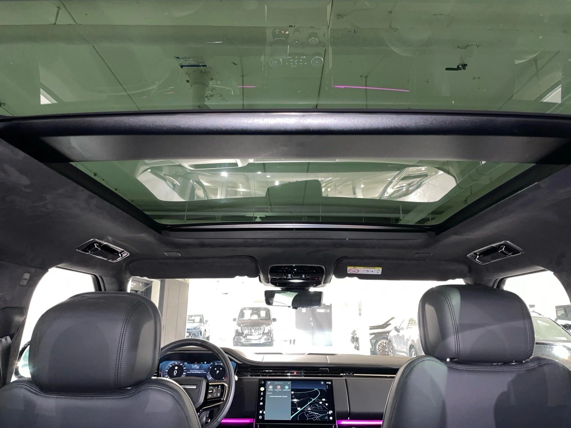 Land Rover-Range Rover Sport-image-12