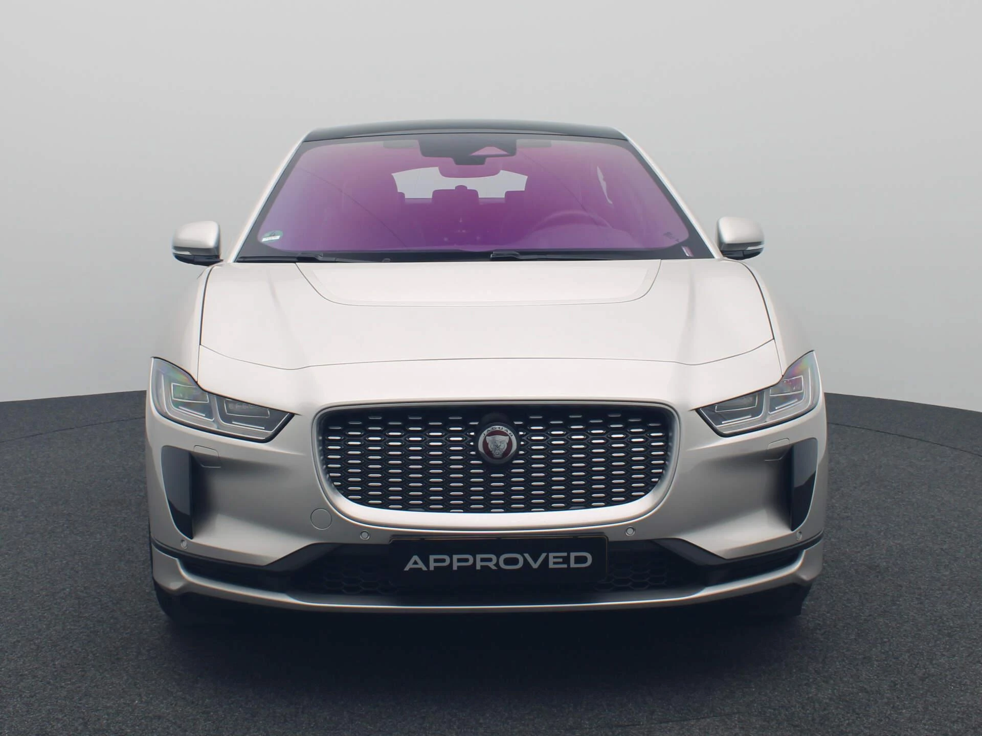 Jaguar-I-PACE-image-4