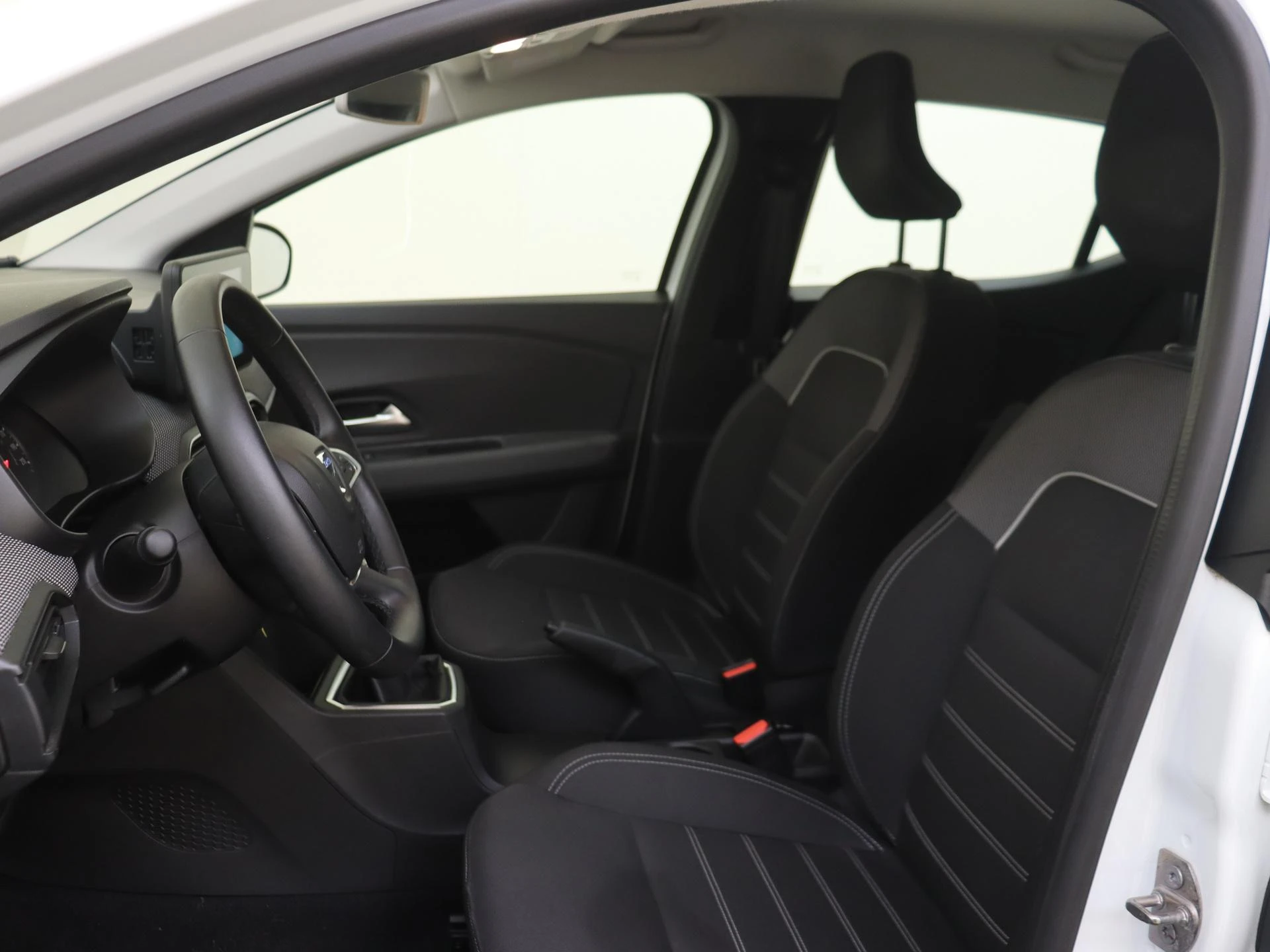 Dacia-Sandero-image-14