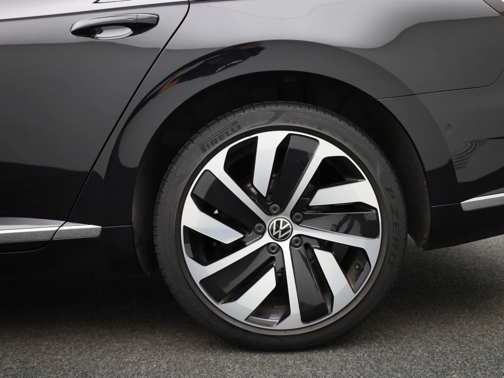 Volkswagen-Arteon-image-12