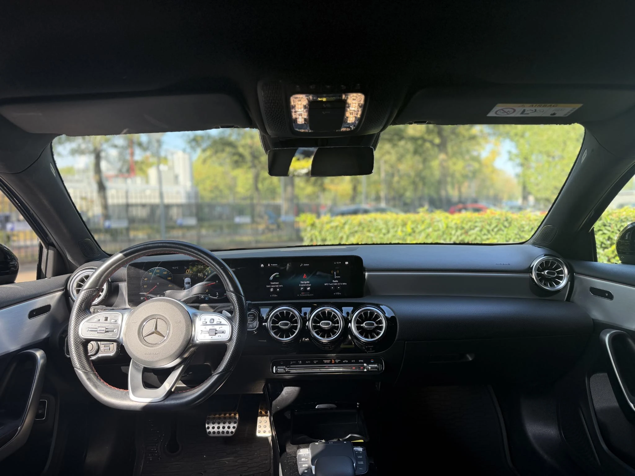 Mercedes-Benz-A-Klasse-image-3