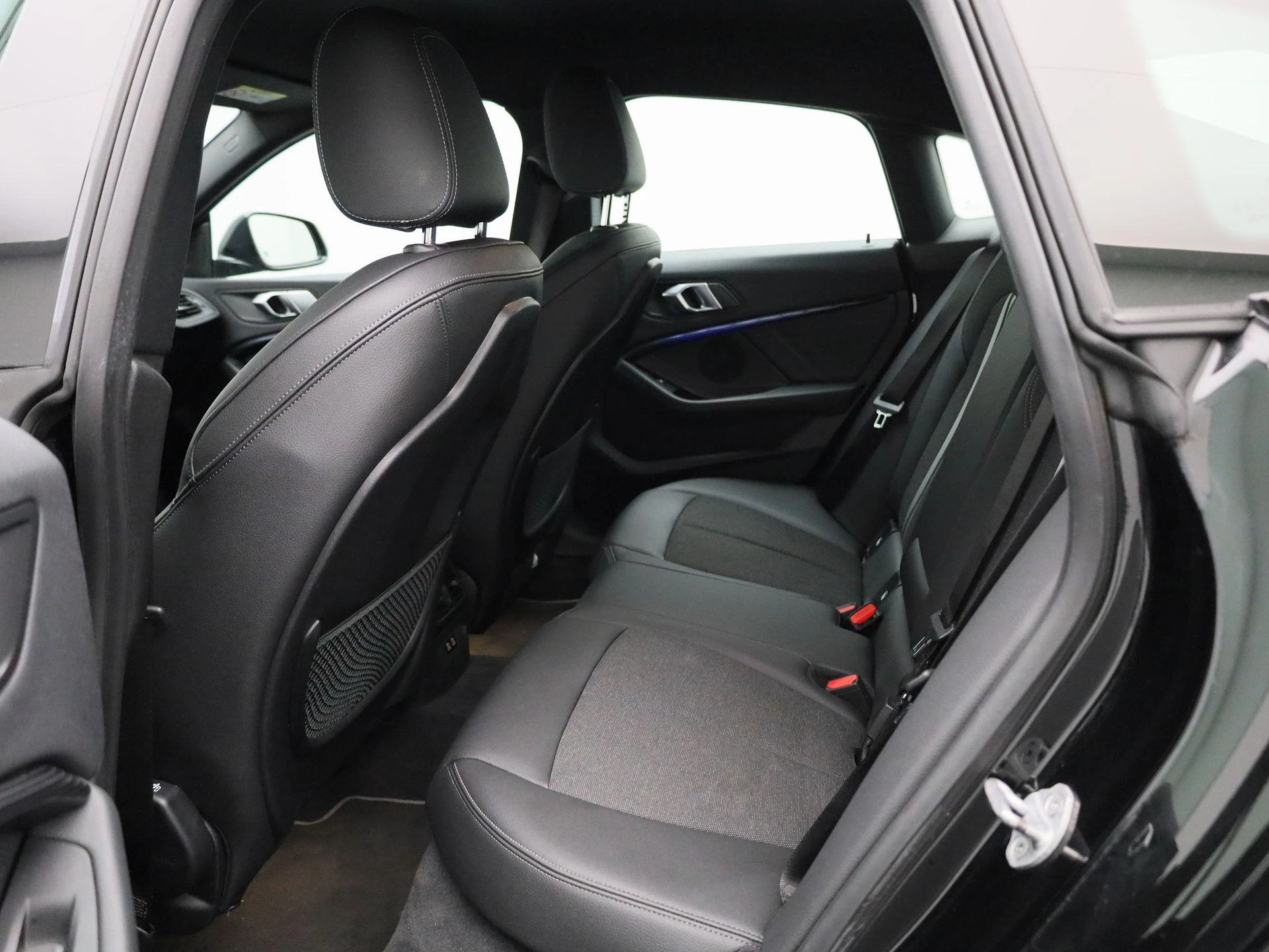 BMW-2 Serie-image-9