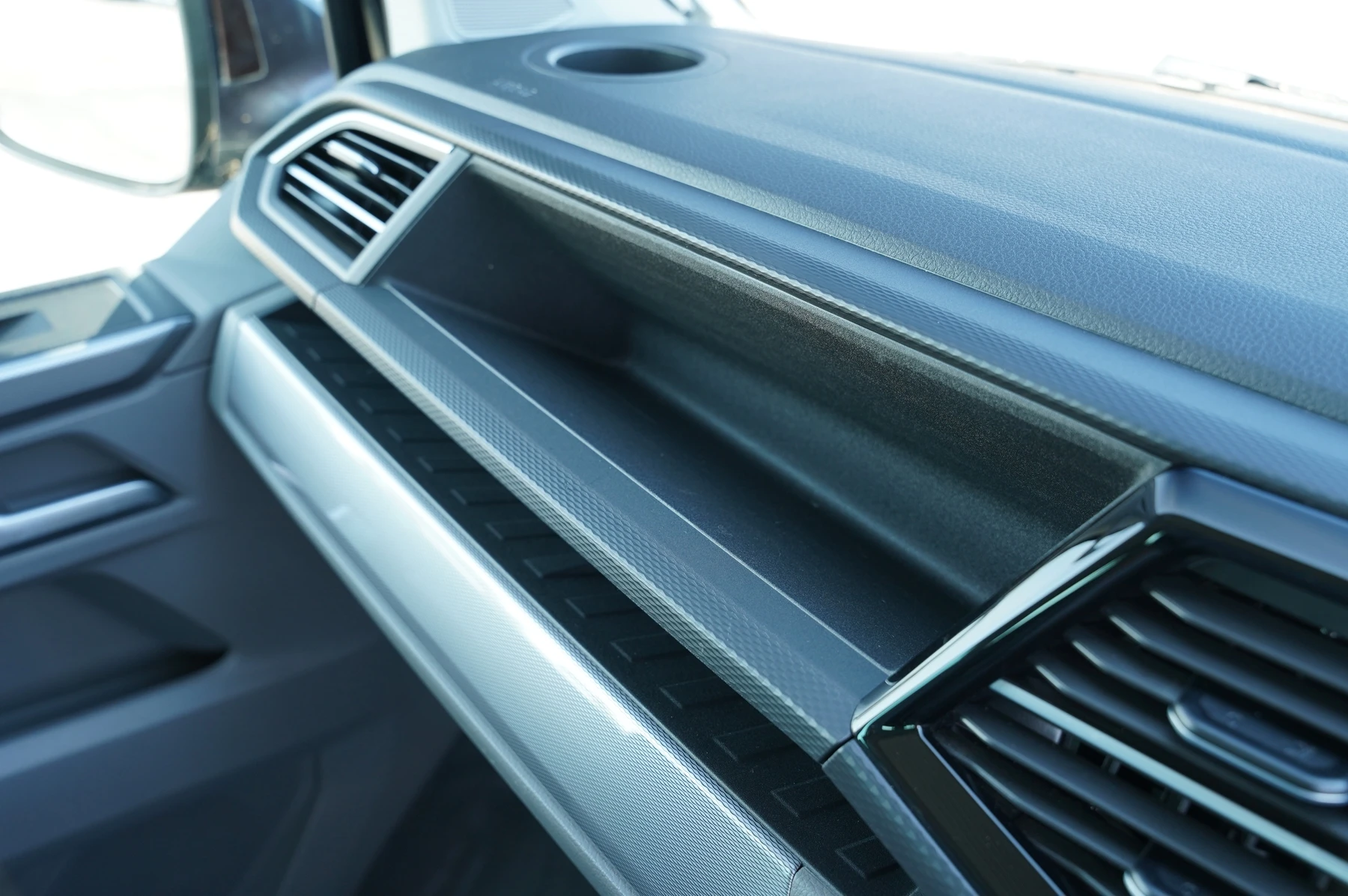 Volkswagen-California-image-55
