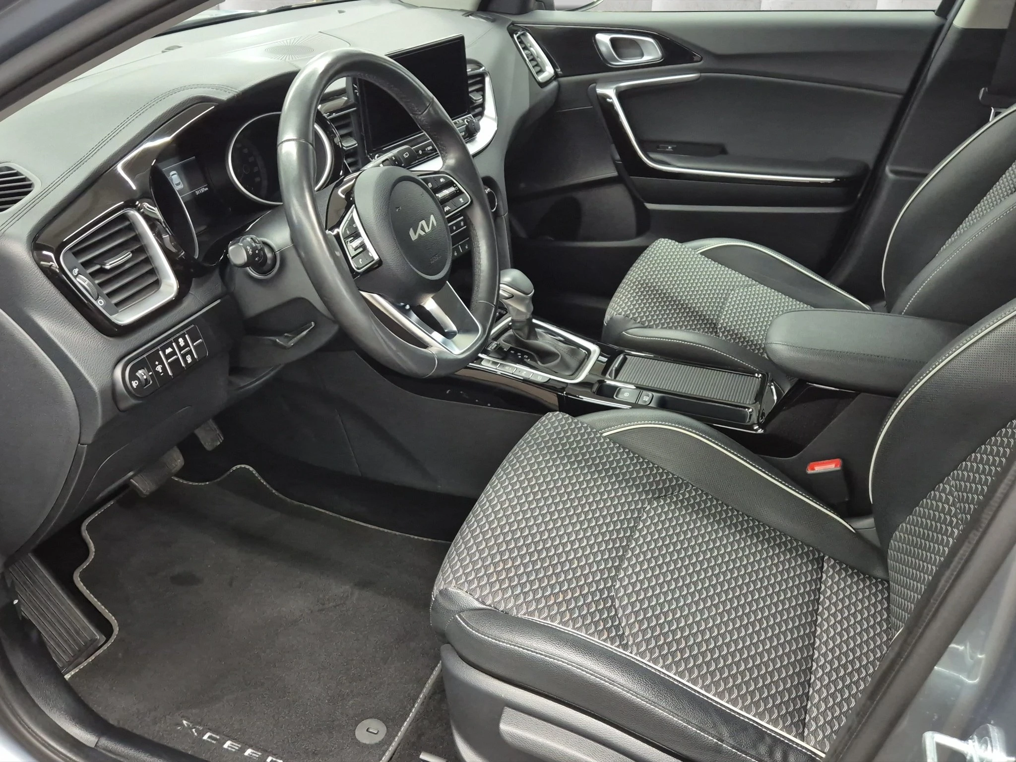 Kia-XCeed-image-9