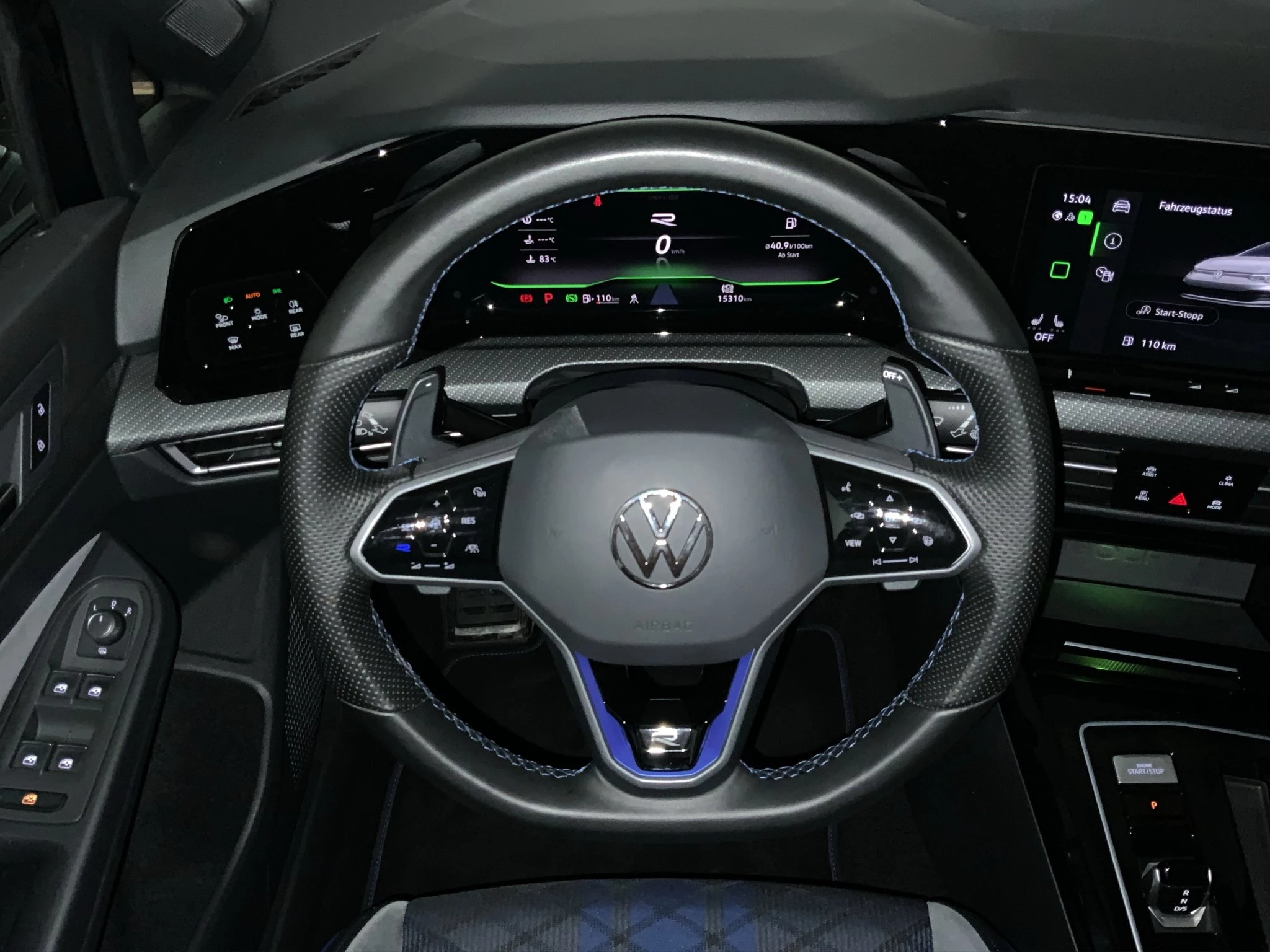 Volkswagen-Golf-image-12