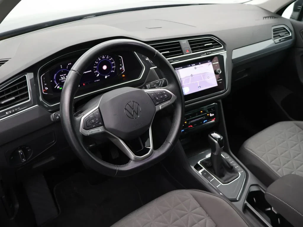 Volkswagen-Tiguan-image-15