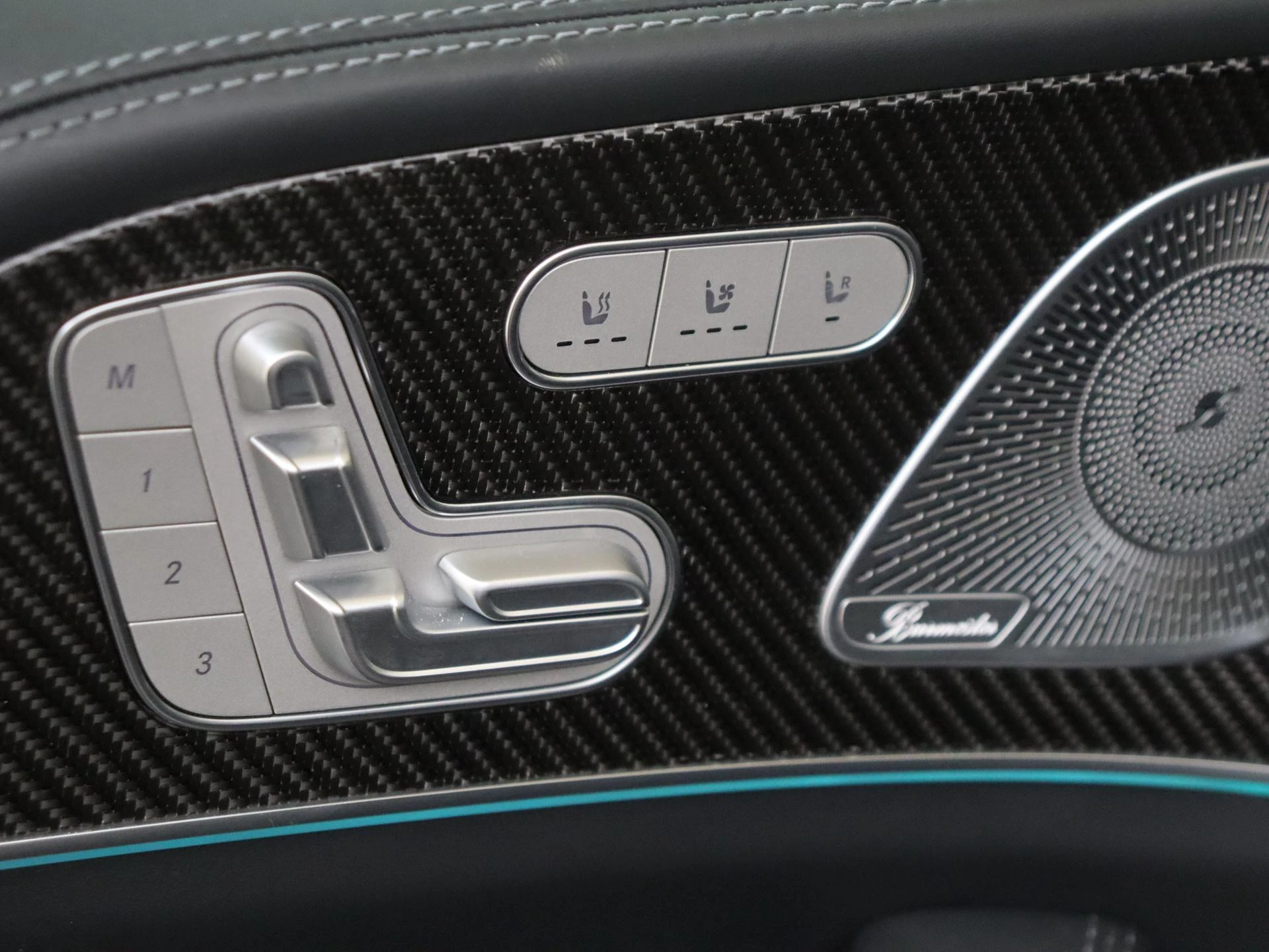 Mercedes-Benz-GLE-image-29
