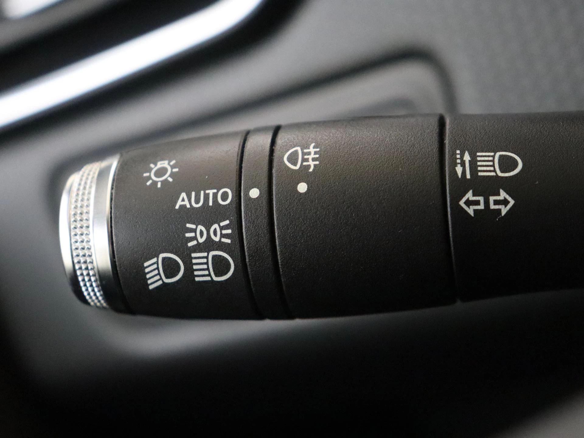 Renault Clio 1.6 E-Tech Hybrid 140 Business Zen