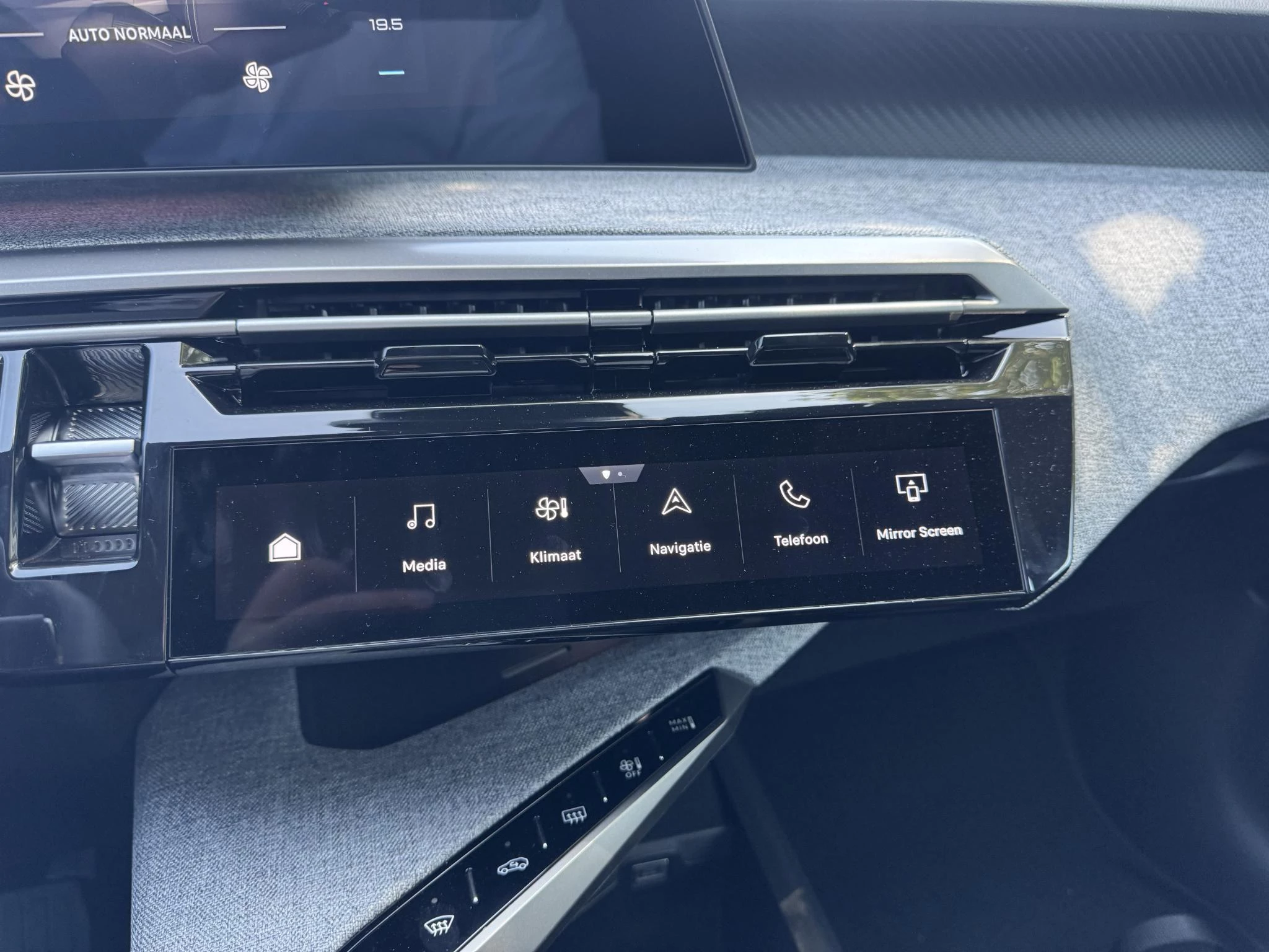 Peugeot-3008-image-20