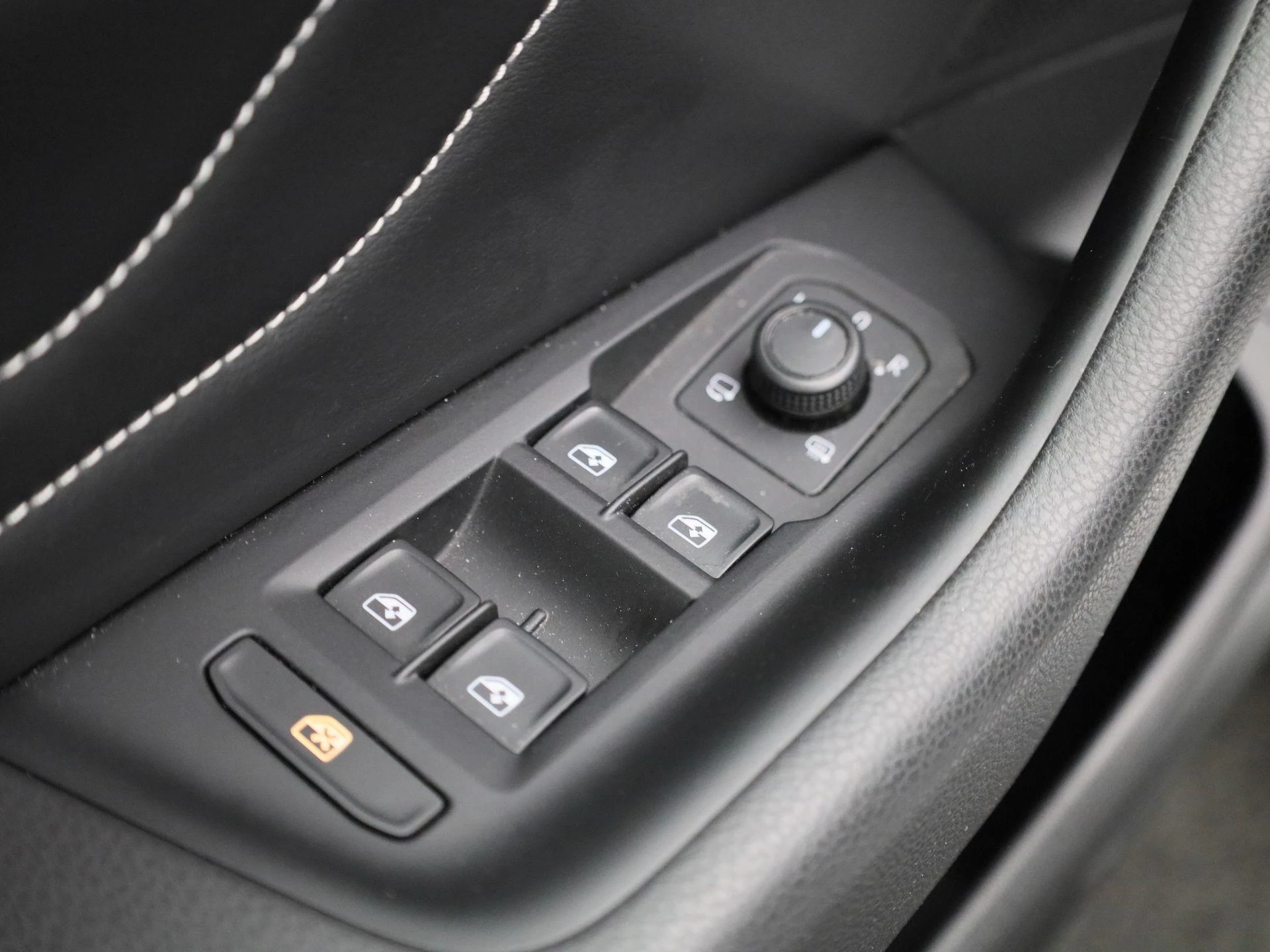 Volkswagen Passat Variant 2.0 TDI 90kW DSG Style Adapt. Cruise | Schuif-dak