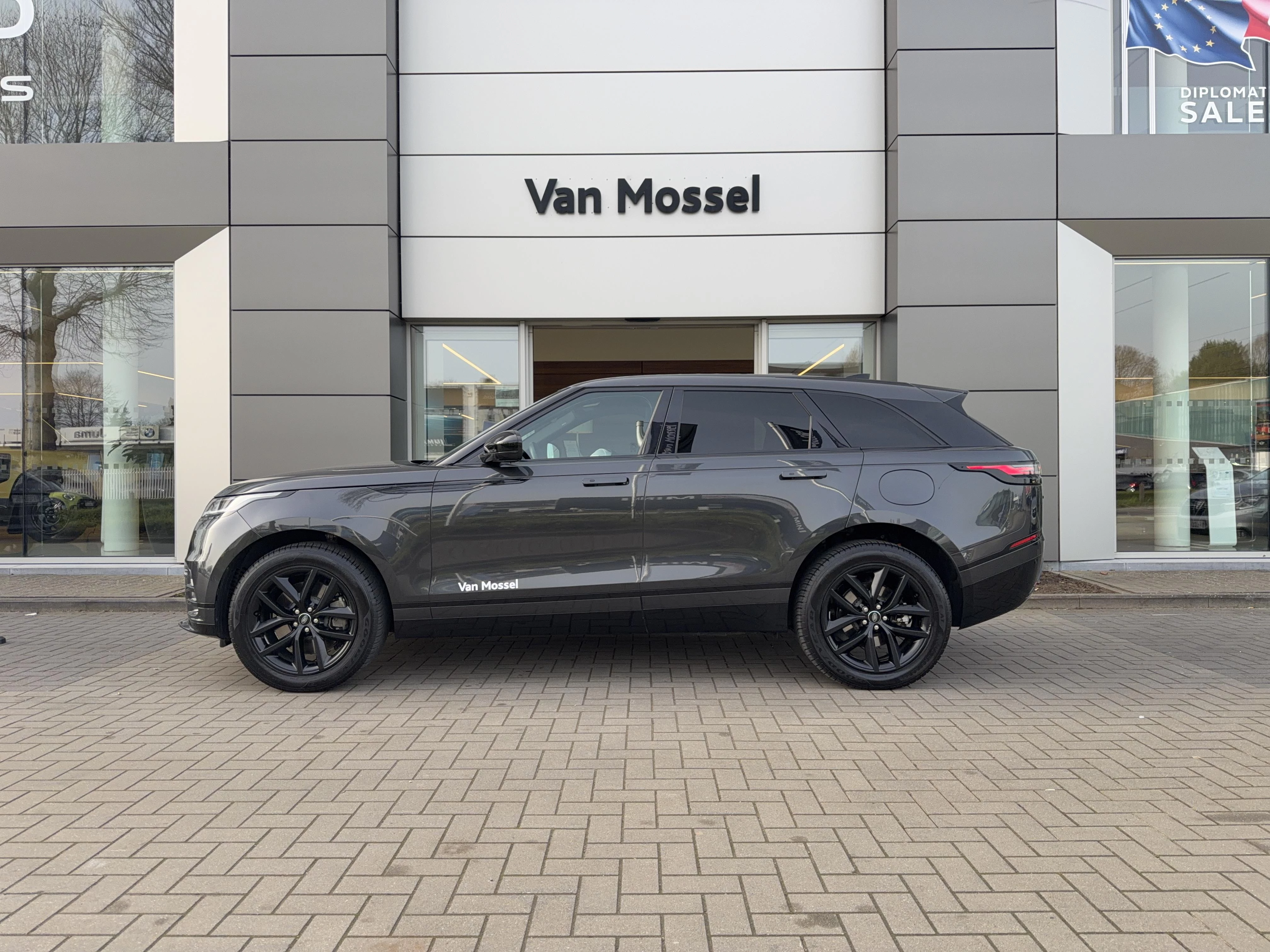 Land Rover Range Rover Velar P400e Dynamic SE AWD