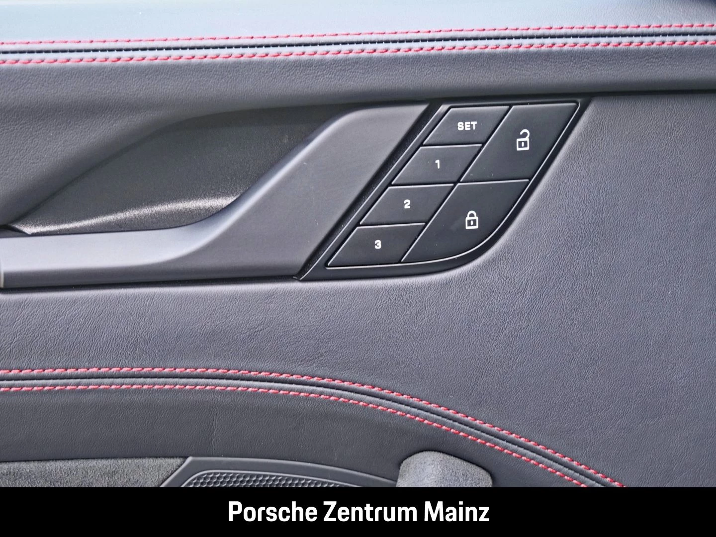 Porsche-911-image-27