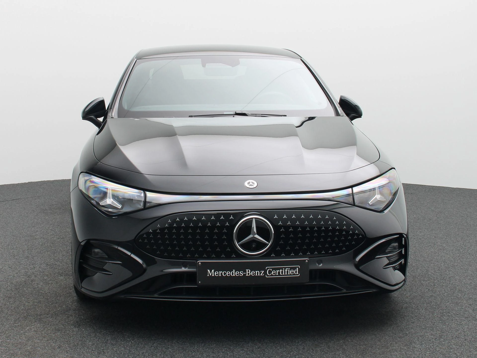 Mercedes-Benz-CLA-image-2