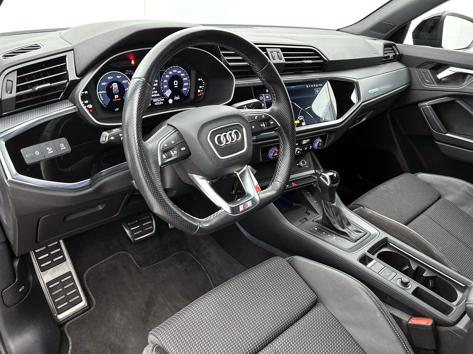Audi Q3 45 TFSI e S edition