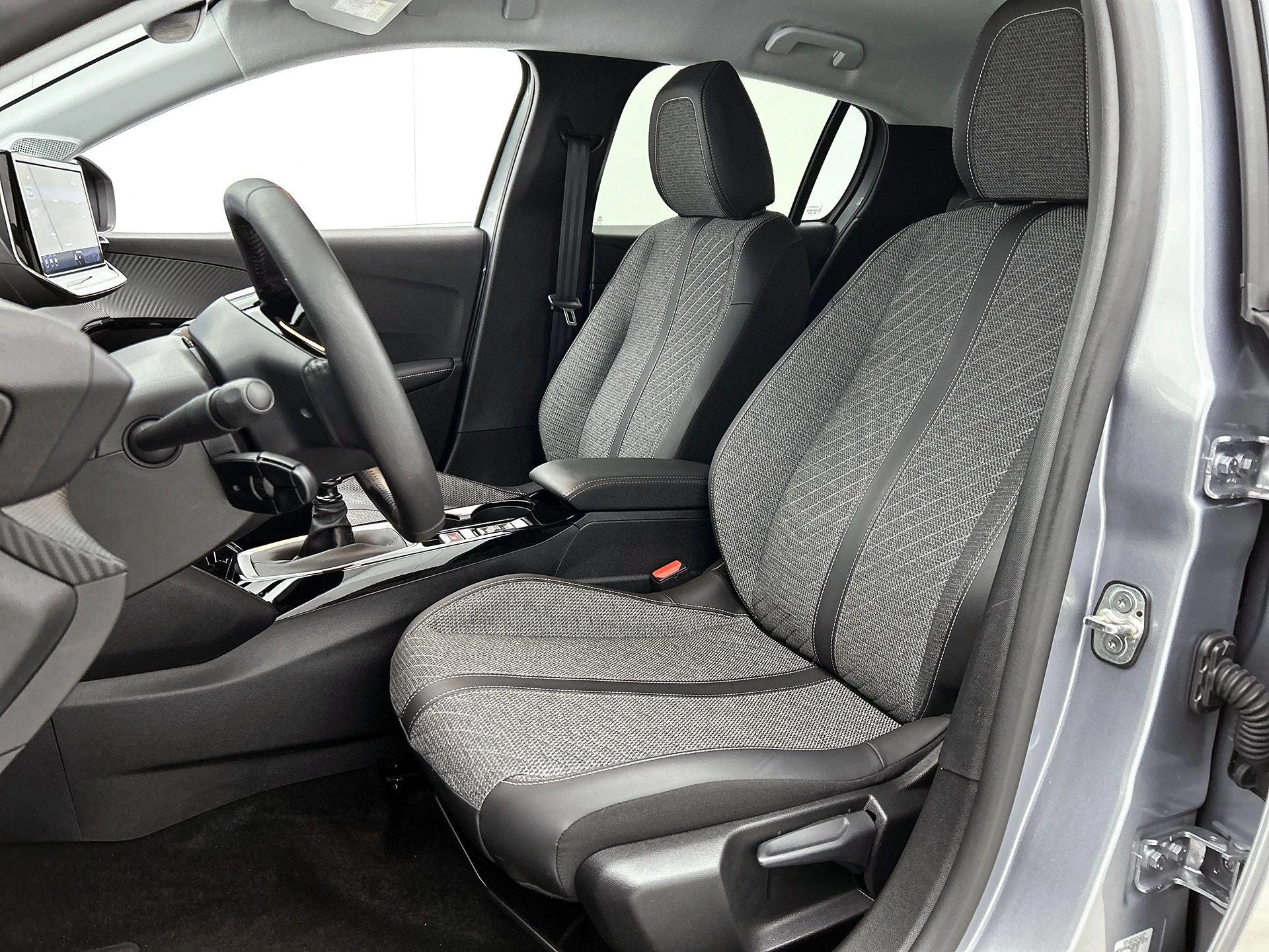 Peugeot 208 1.2 PureTech 100 Allure