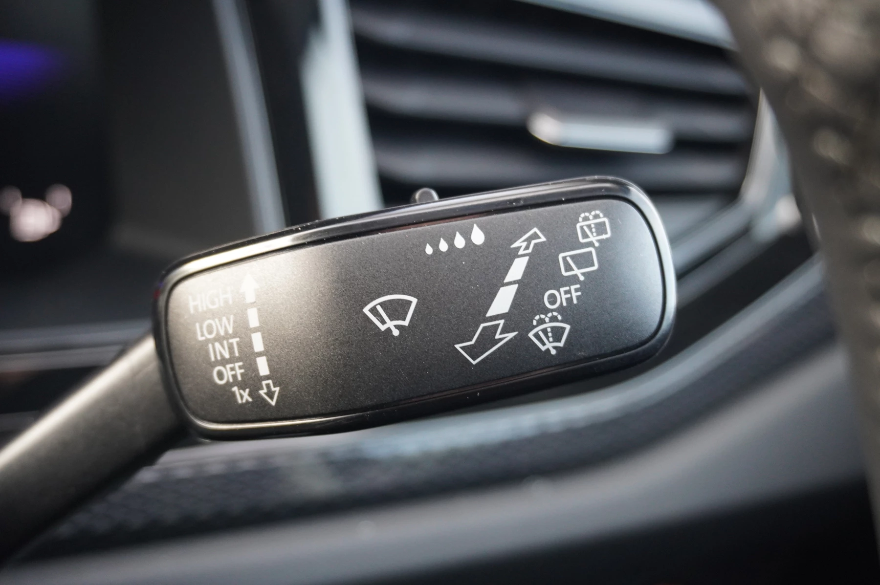 Volkswagen-Polo-image-28