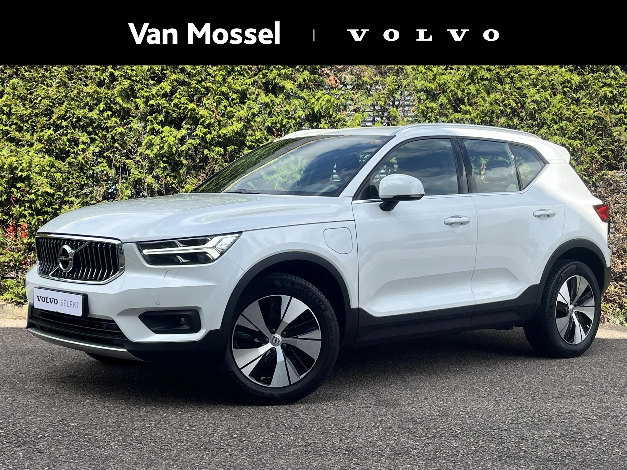 Volvo-XC40-image-0