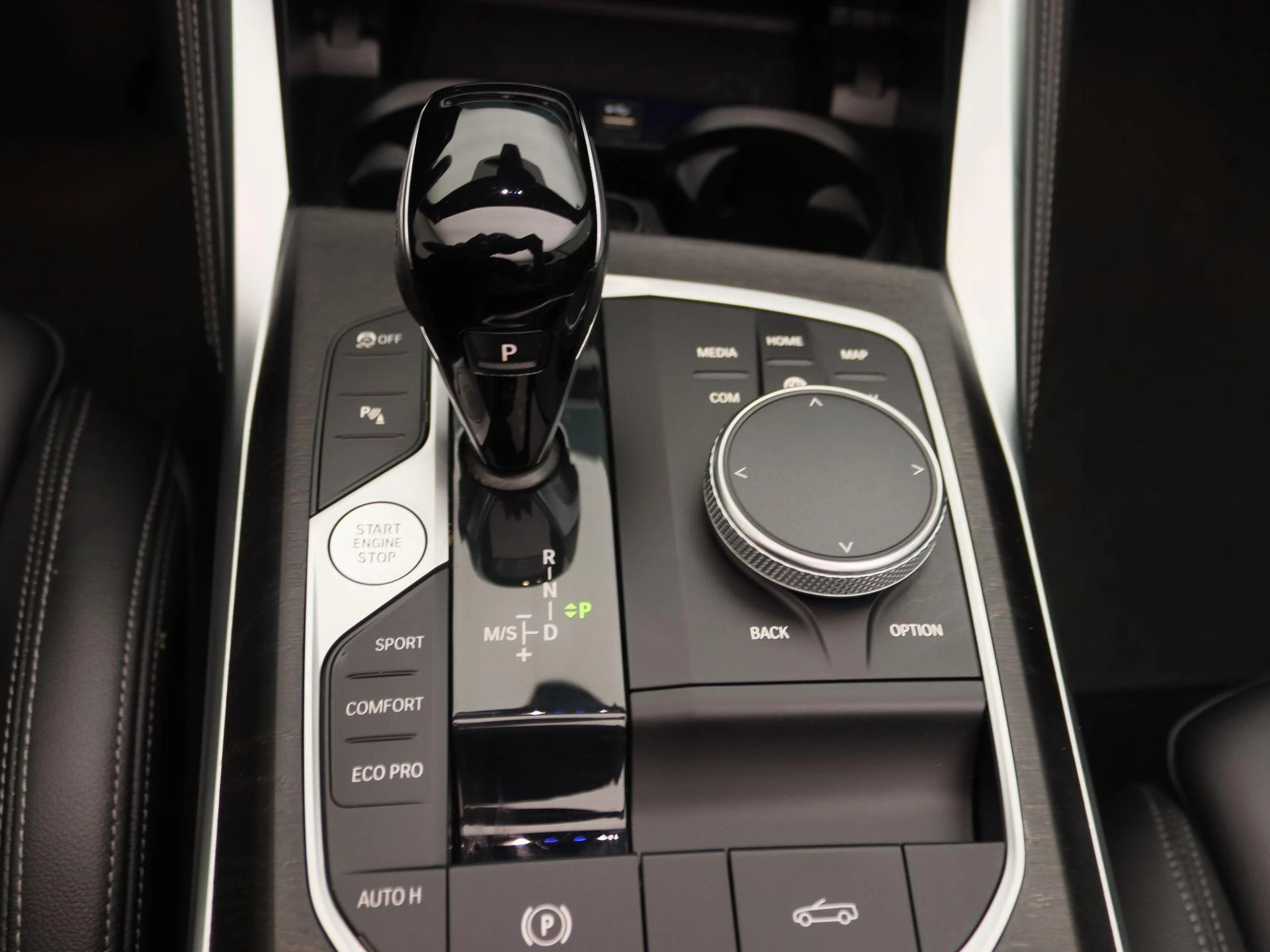 BMW 4 Serie Cabrio M440i xDrive High Executive