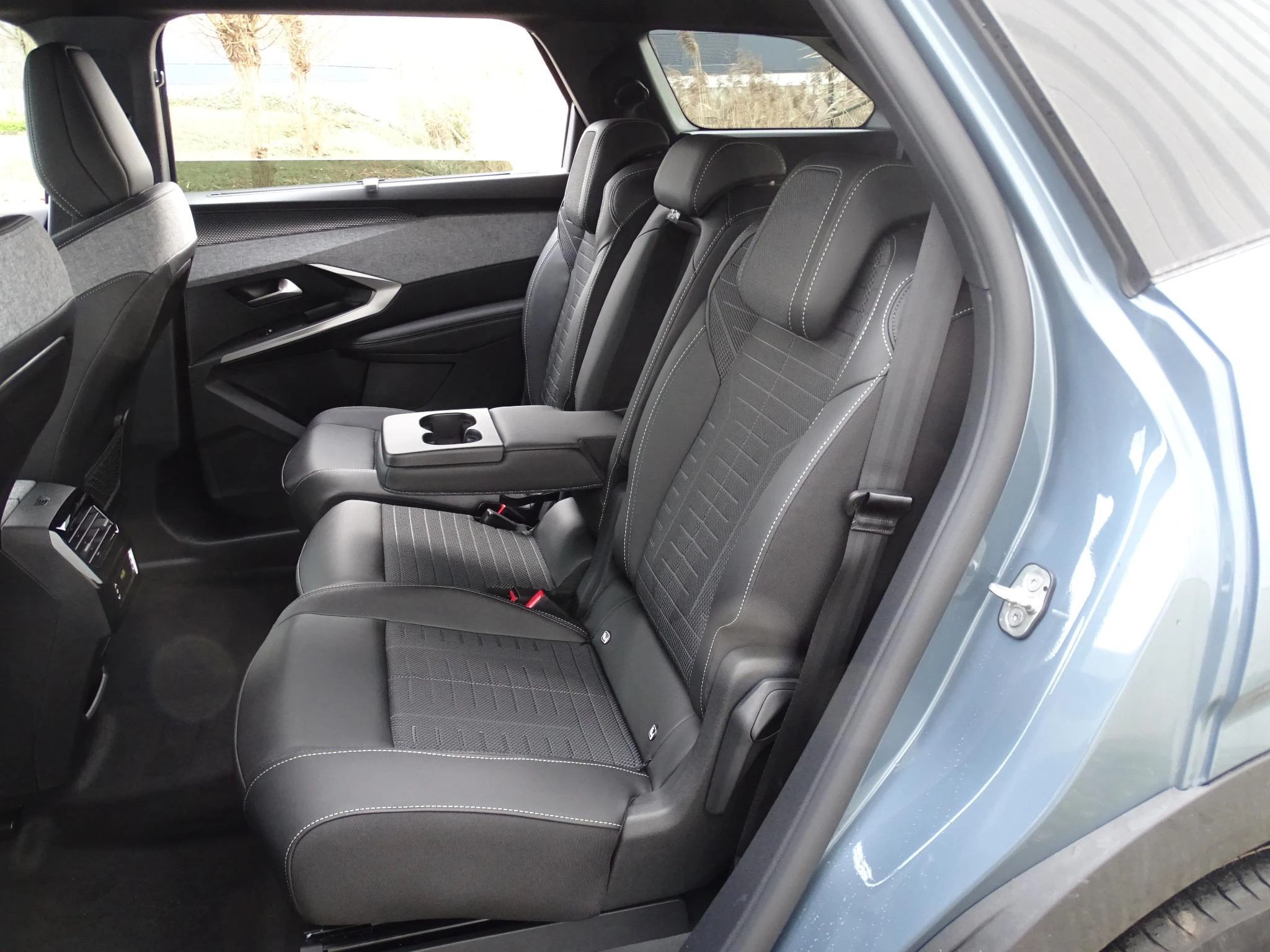 Peugeot 5008 1.2 HYBRID 145 GT +pano dak