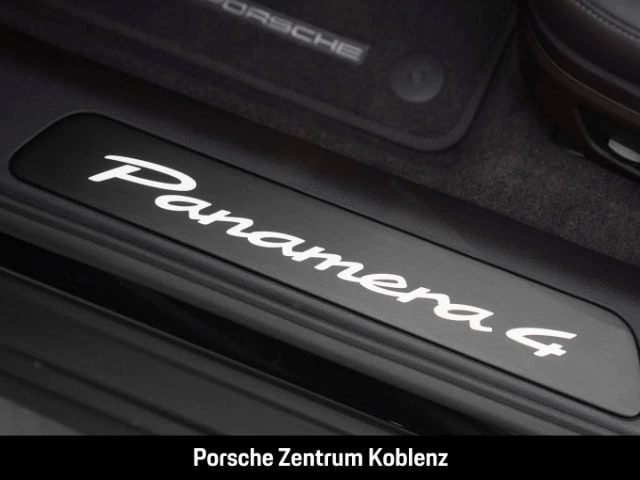 Porsche Panamera 4 E-Hybrid -