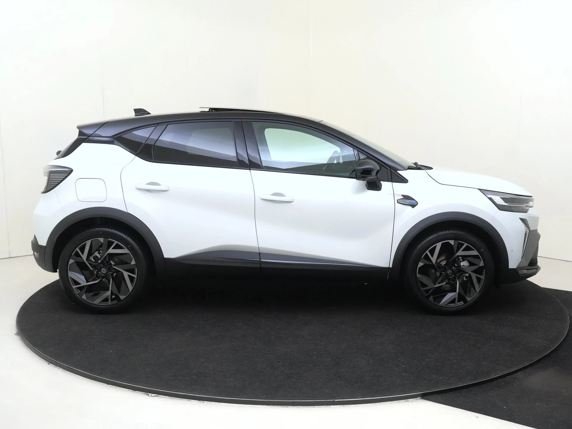 Renault-Captur-image-8