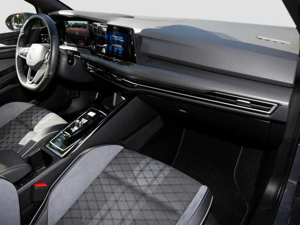 Volkswagen-Golf-image-6