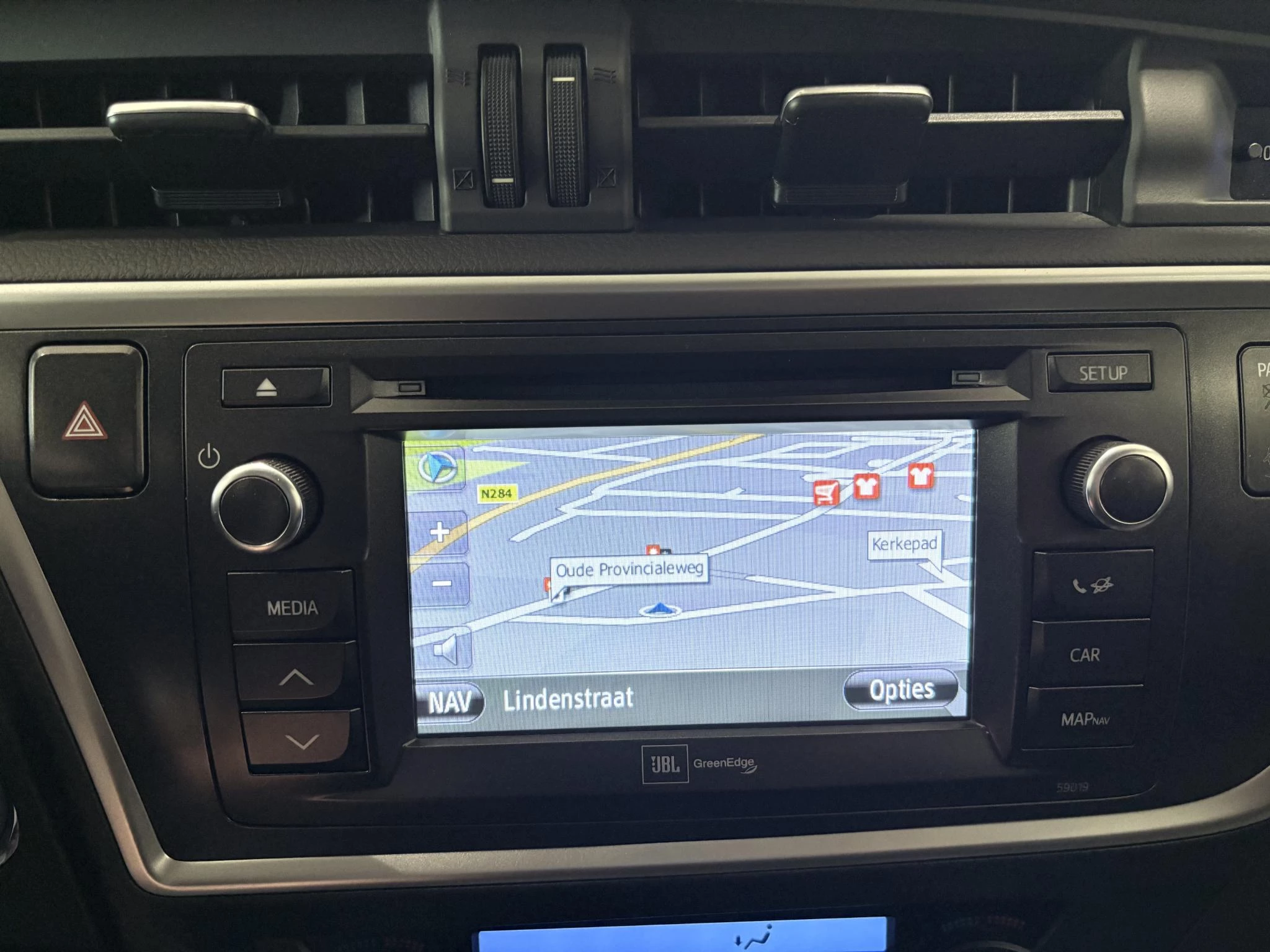 Toyota-Auris-image-19