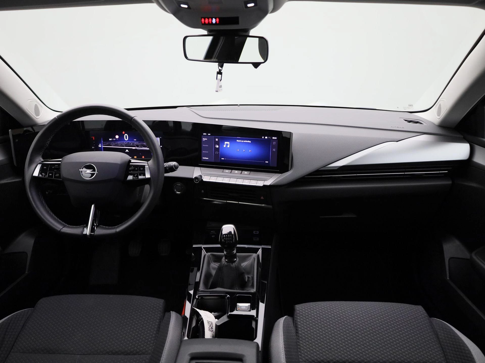 Opel-Astra-image-34